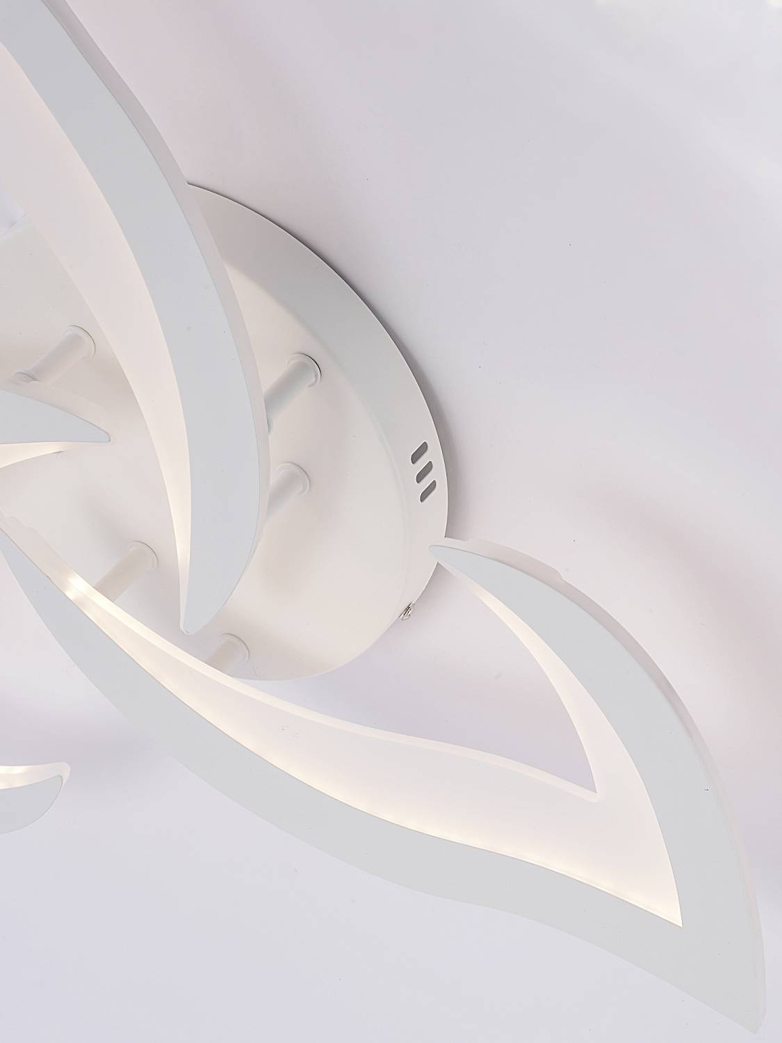 Потолочная люстра Natali Kovaltseva Olimp Ii LED LAMPS 85005