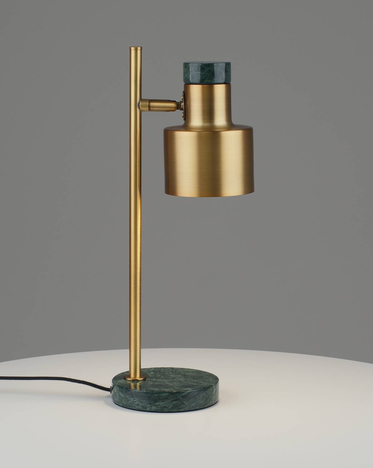 Настольная лампа Moderli Goldy V11309-1T