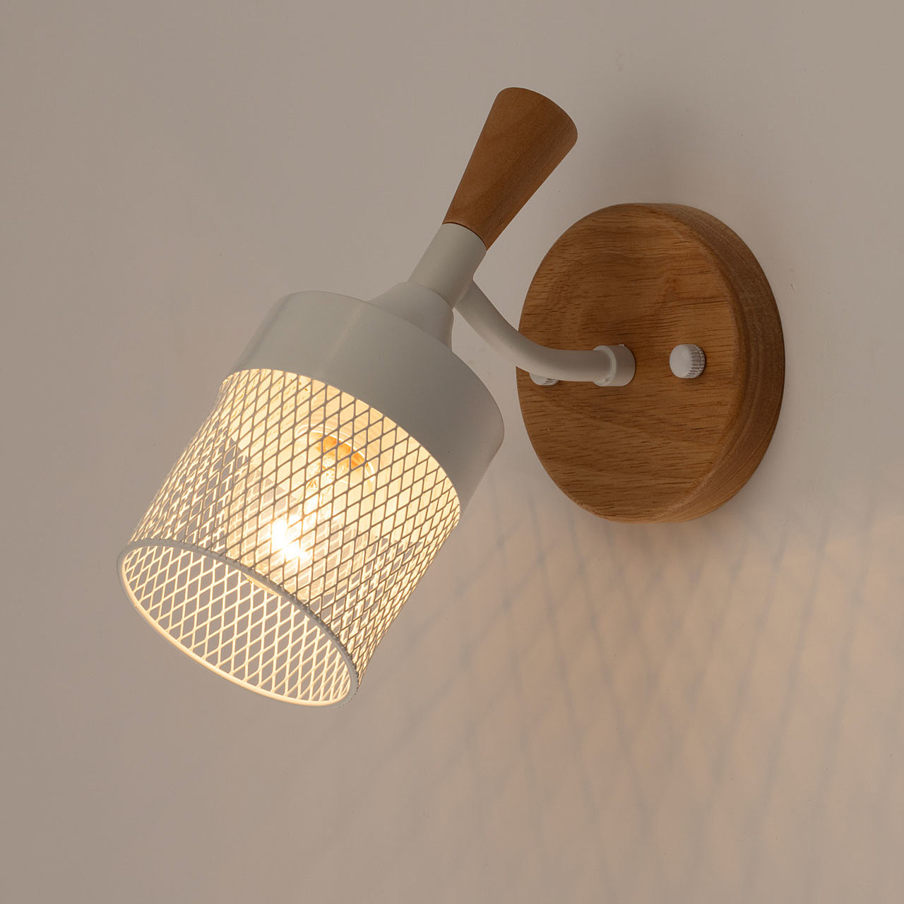 Светильник спот De Markt Ирсон 514020701 Светильник спот De Markt Ирсон 514020701