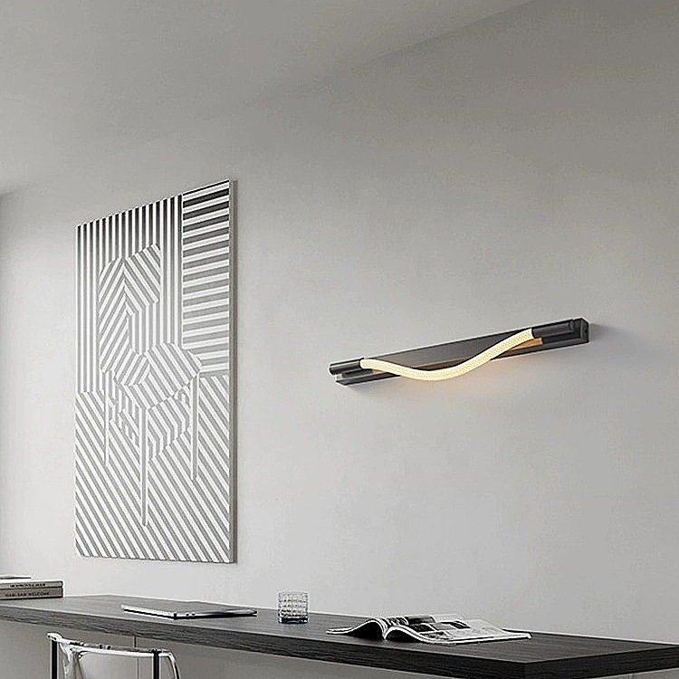Настенный светильник LIGHTERA Tura LE103W-60B