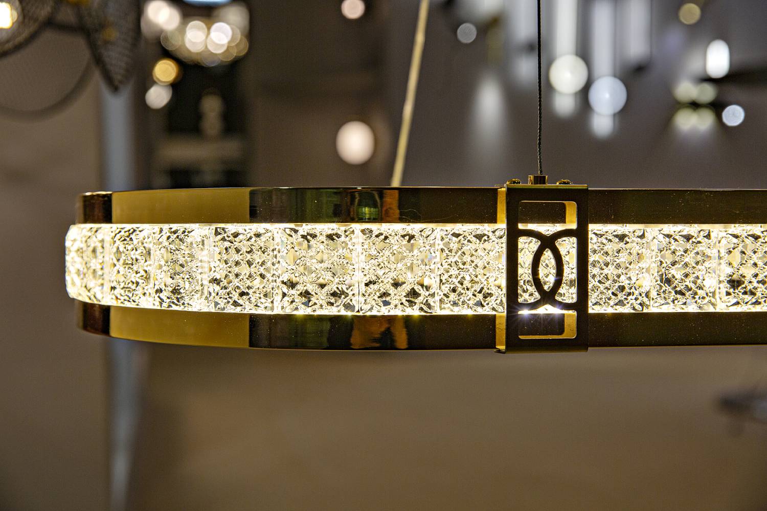 Подвесная люстра Favourite Theatrum 4206-9P