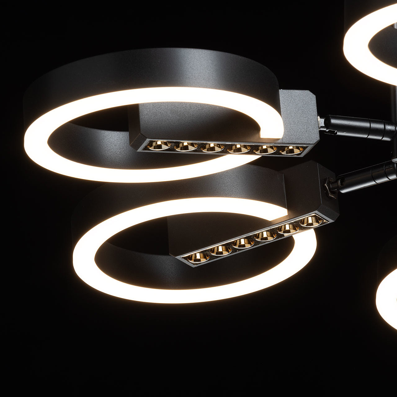 Потолочная люстра De Markt Драйв 377014006