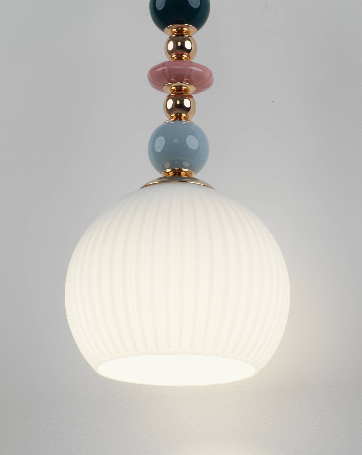Настенное бра Moderli Charm V11171-1W
