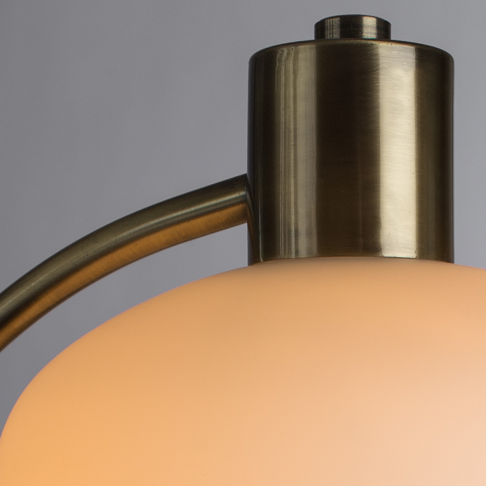 Настенное бра Arte Lamp A7556AP-1AB Настенное бра Arte Lamp A7556AP-1AB