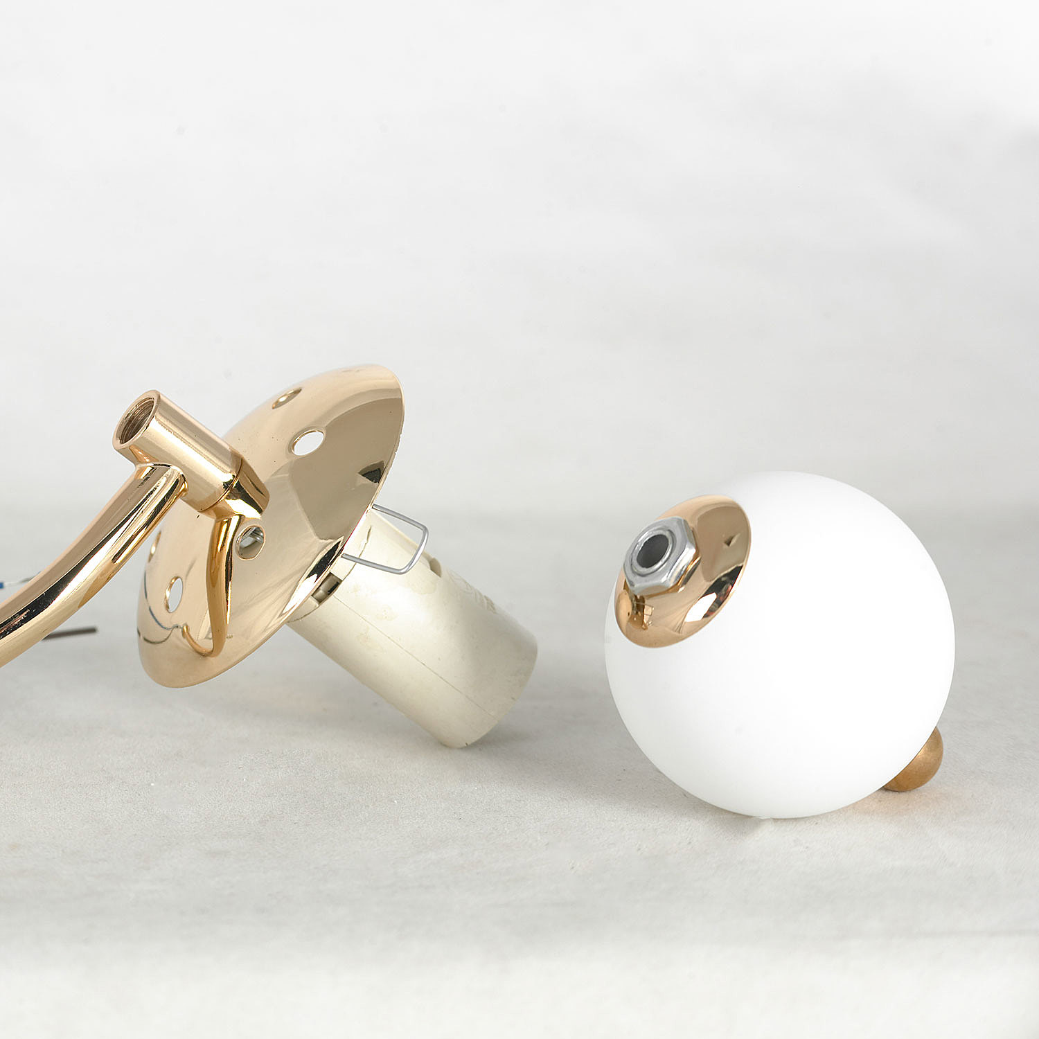 Потолочная люстра Lussole LSP-8723