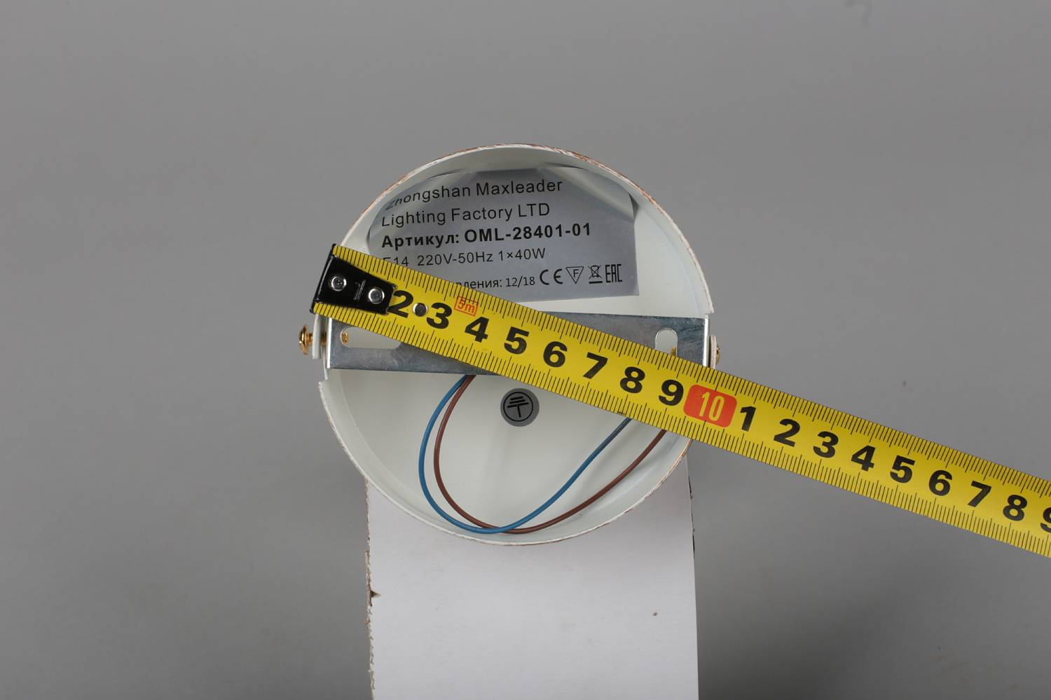 Настенное бра Omnilux Ugento OML-28401-01 Настенное бра Omnilux Ugento OML-28401-01