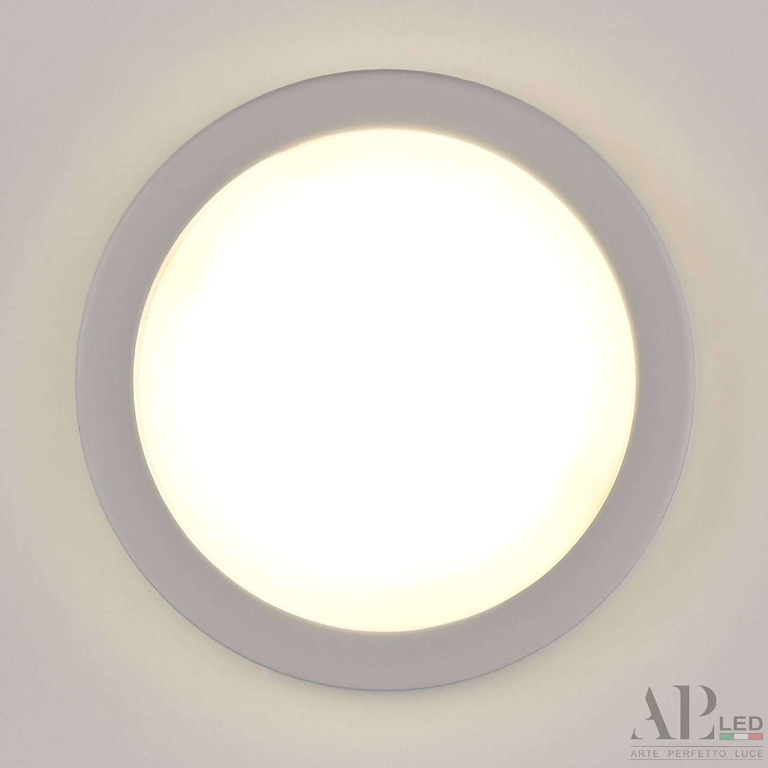 Встраиваемый светильник APL Led Ingrid 3322.LD109R/7W/4K