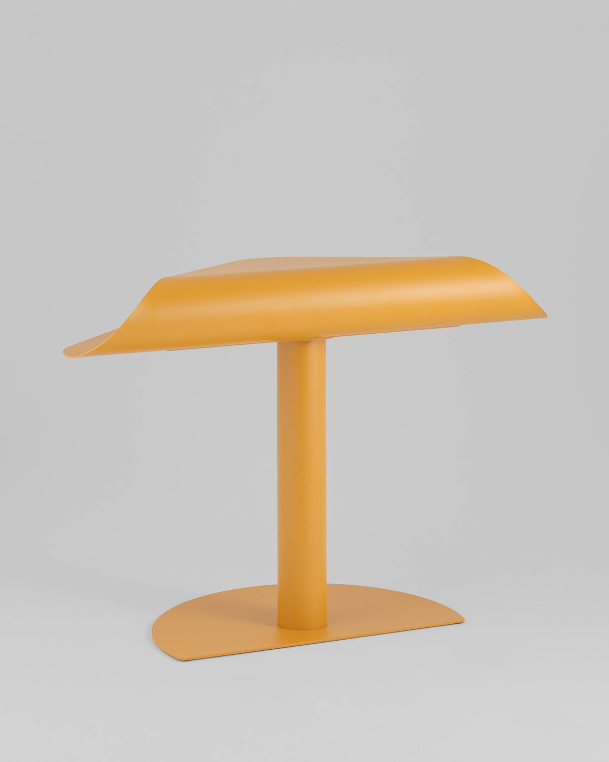 Stool Group Cornea MT-199 DB-056