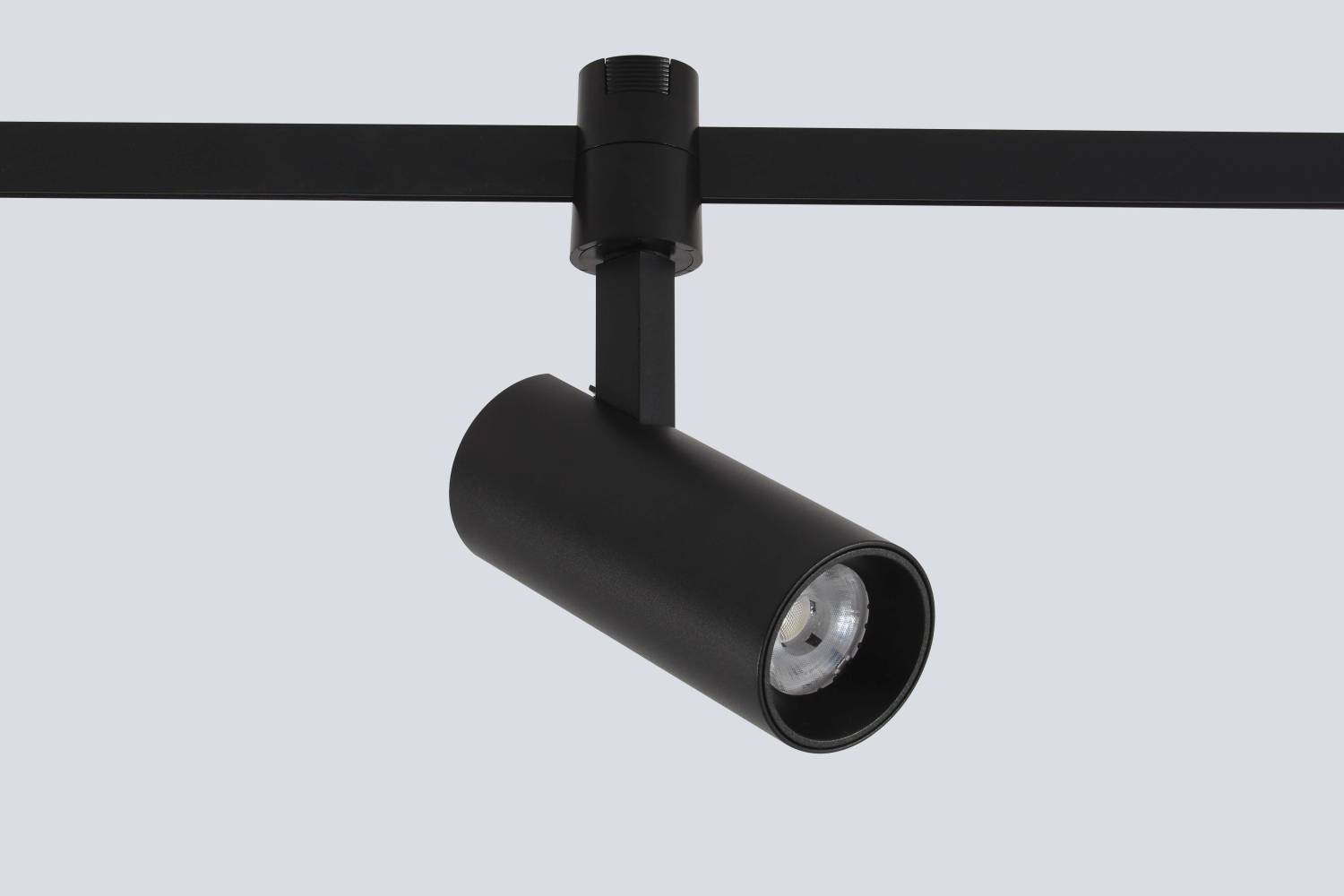 Трековый светильник Crystal Lux Trace 48v CLT 0.37 003 9W BL SMART