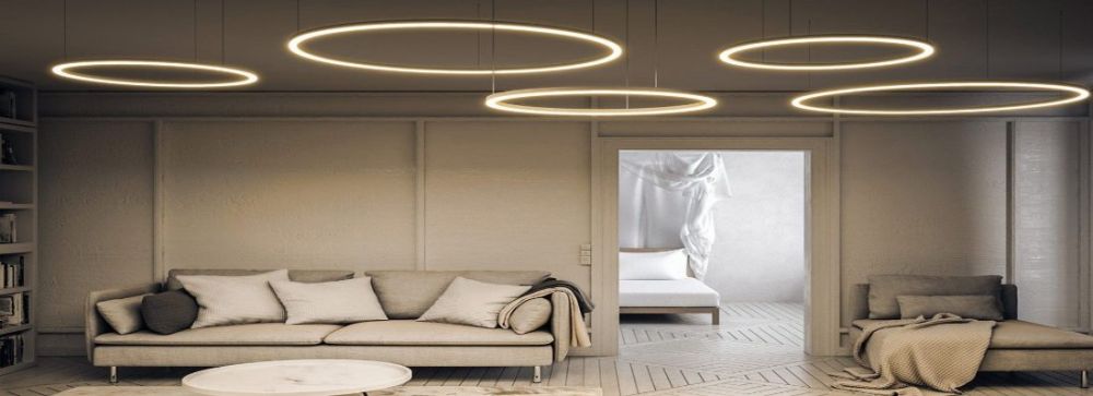 Кольцевые и линейные люстры: принципы света и кому подходят