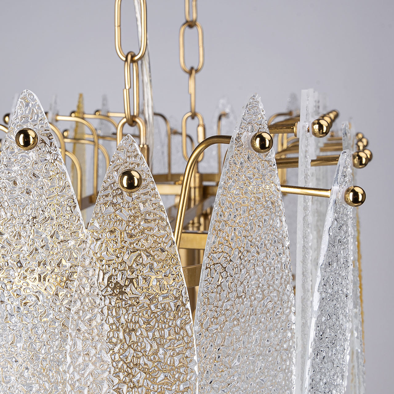 Подвесная люстра MW Light Эмилия 607014506