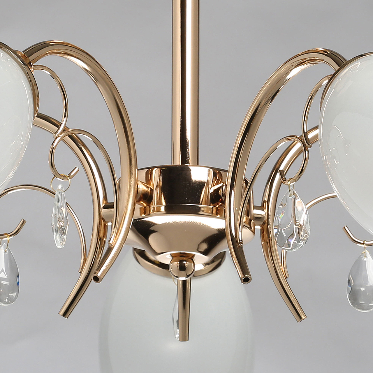 Потолочная люстра De Markt Грация 677010805