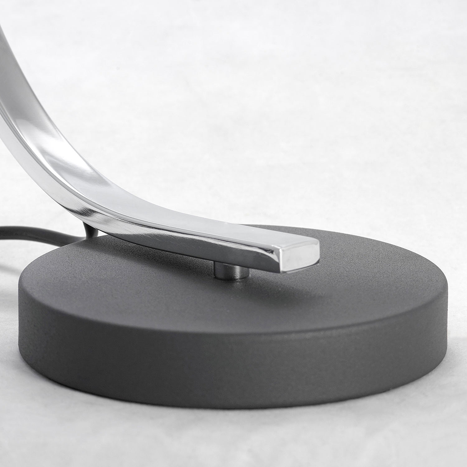 Настольная лампа Lussole Falcon GRLSP-0559 Настольная лампа Lussole Falcon GRLSP-0559