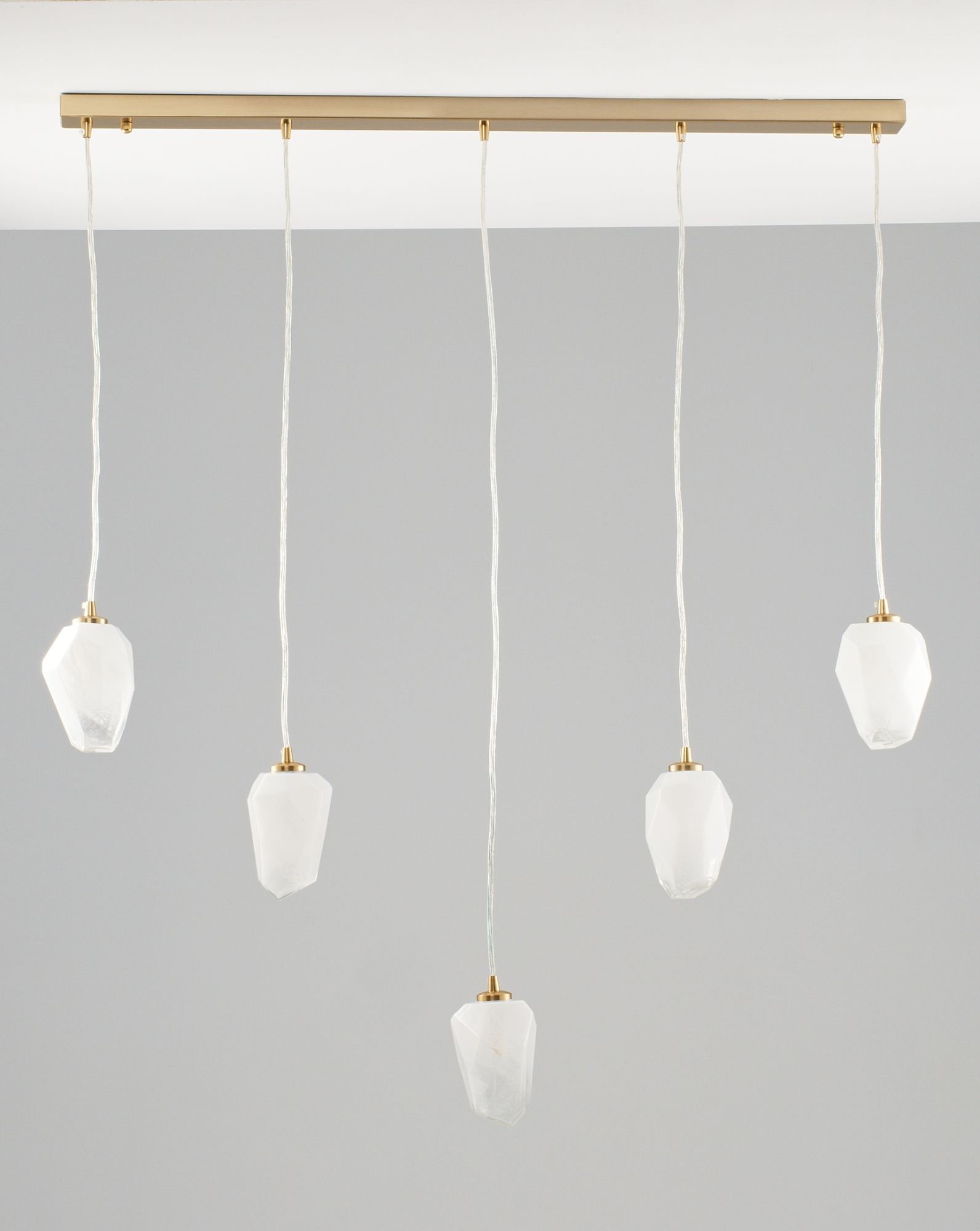 Светильник подвесной Moderli Catris V10311-5P Светильник подвесной Moderli Catris V10311-5P