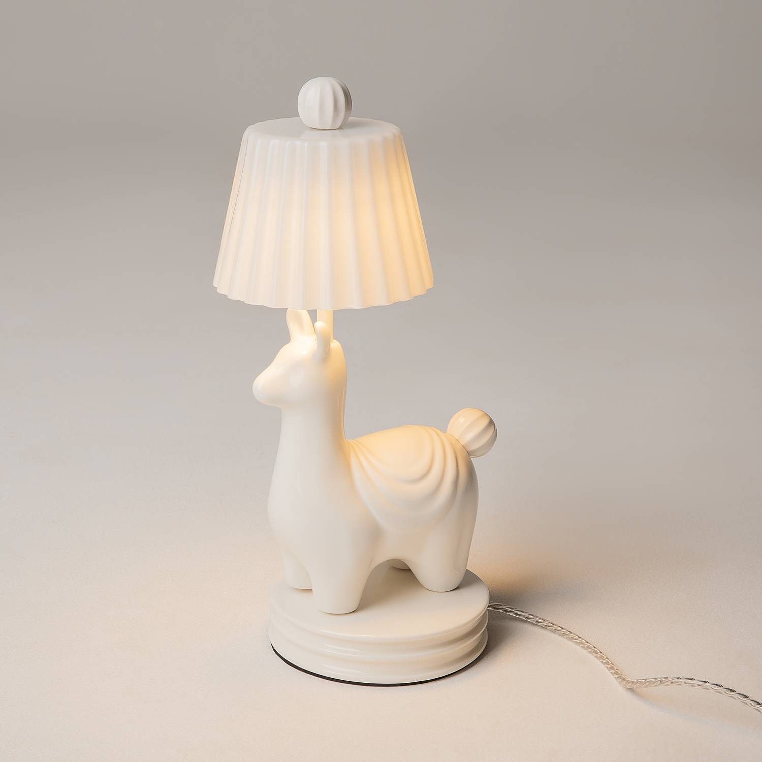 Настольная лампа Maytoni Senor Alpaca MOD377TL-L5W3K