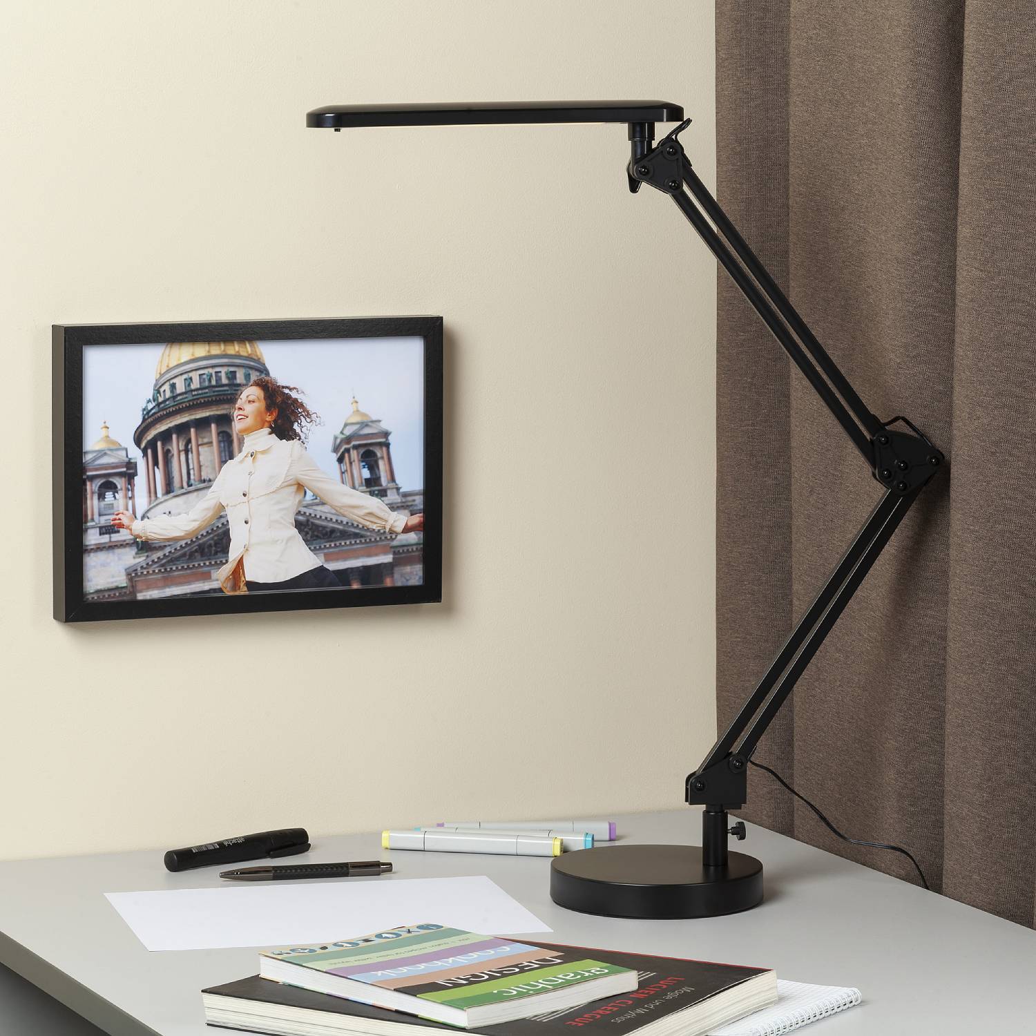 Офисная настольная лампа ЭРА NLED-440-7W-BK Офисная настольная лампа ЭРА NLED-440-7W-BK