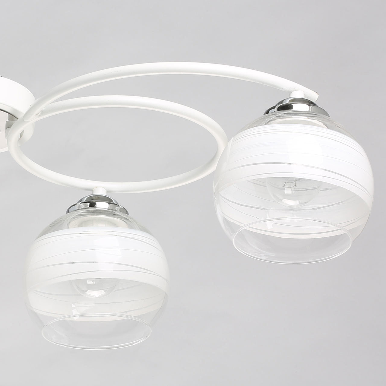 Потолочная люстра De Markt Грация 677014004