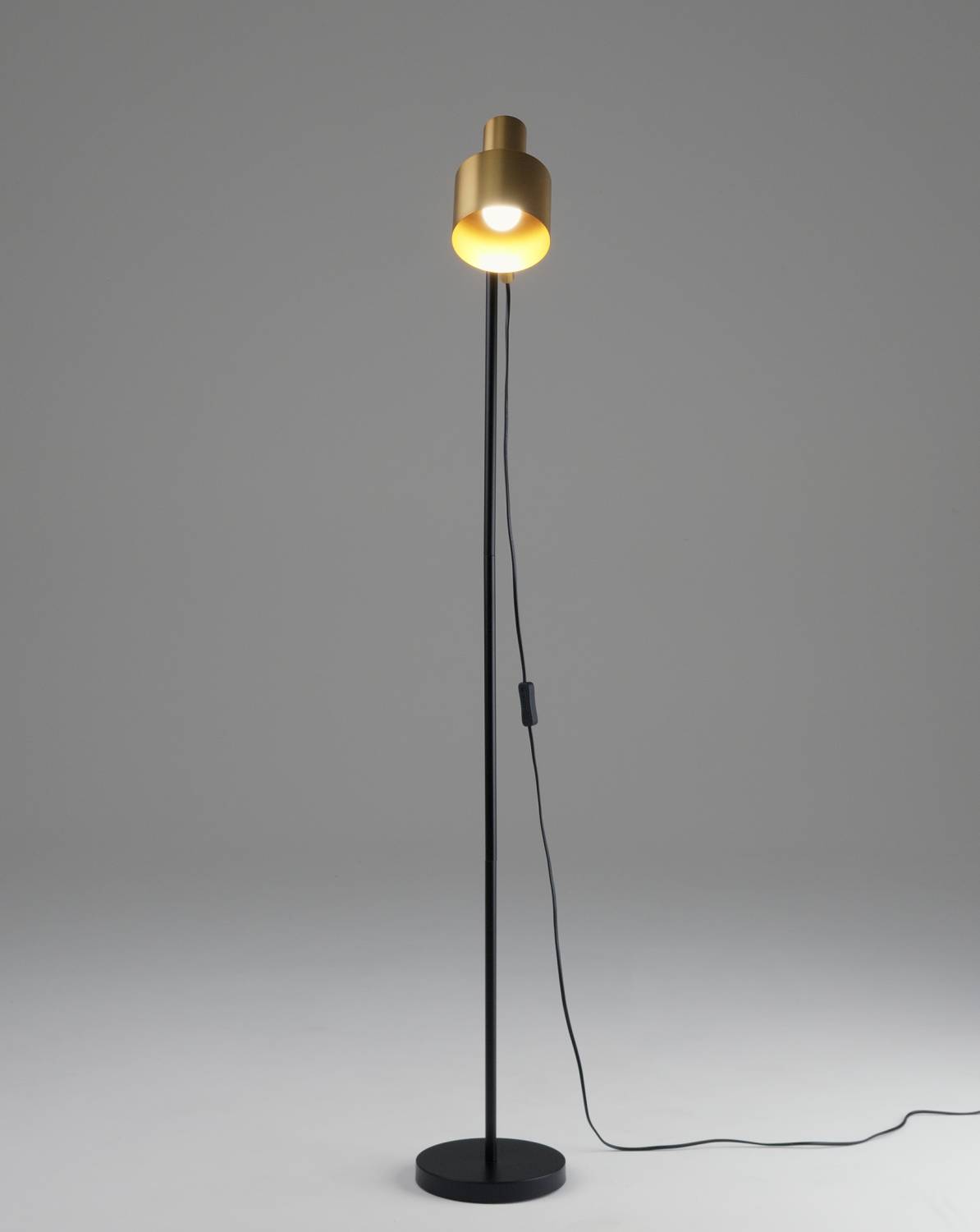 Торшер Moderli Artis V11270-1F