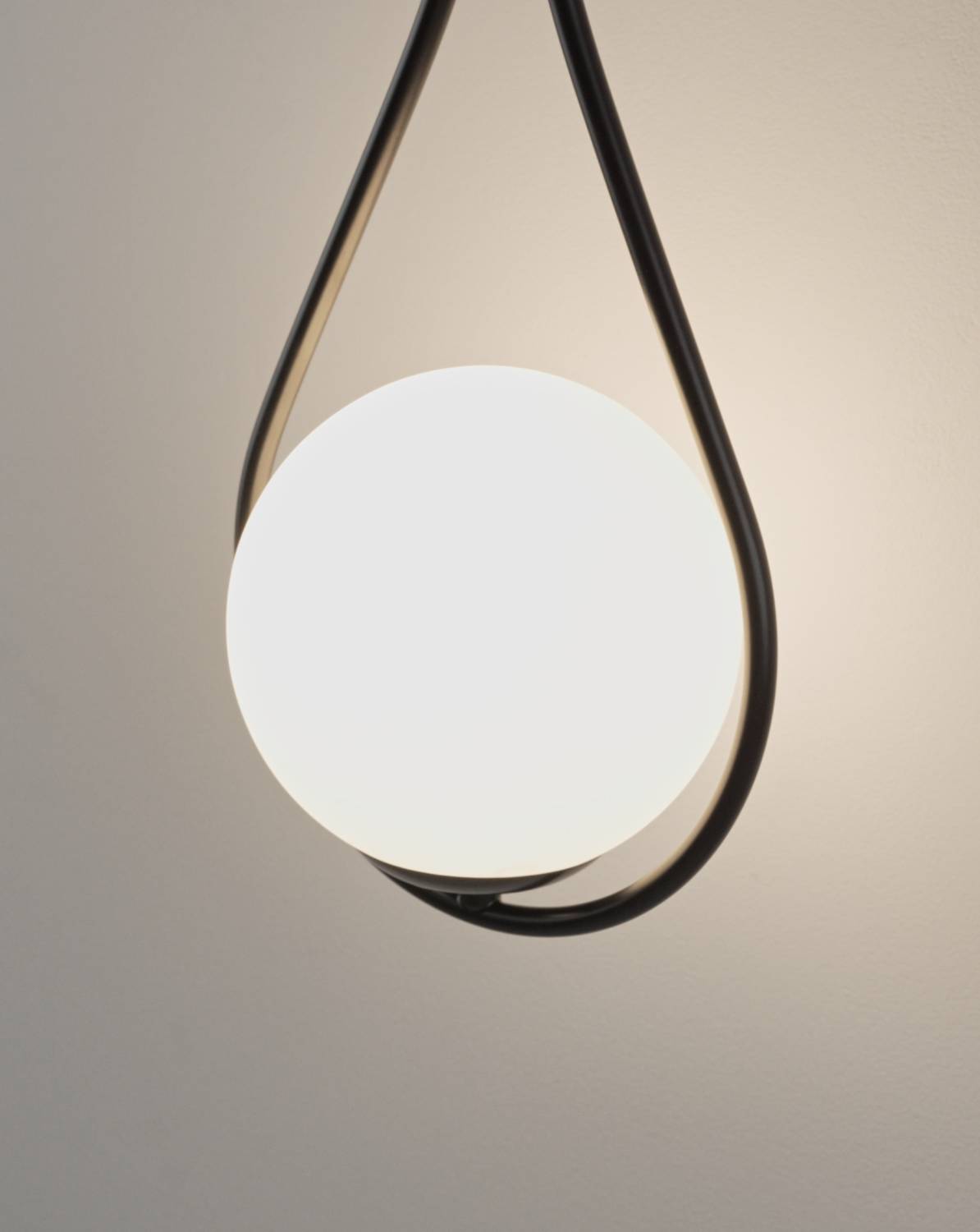 Настенное бра Moderli Barocco V11574-1W