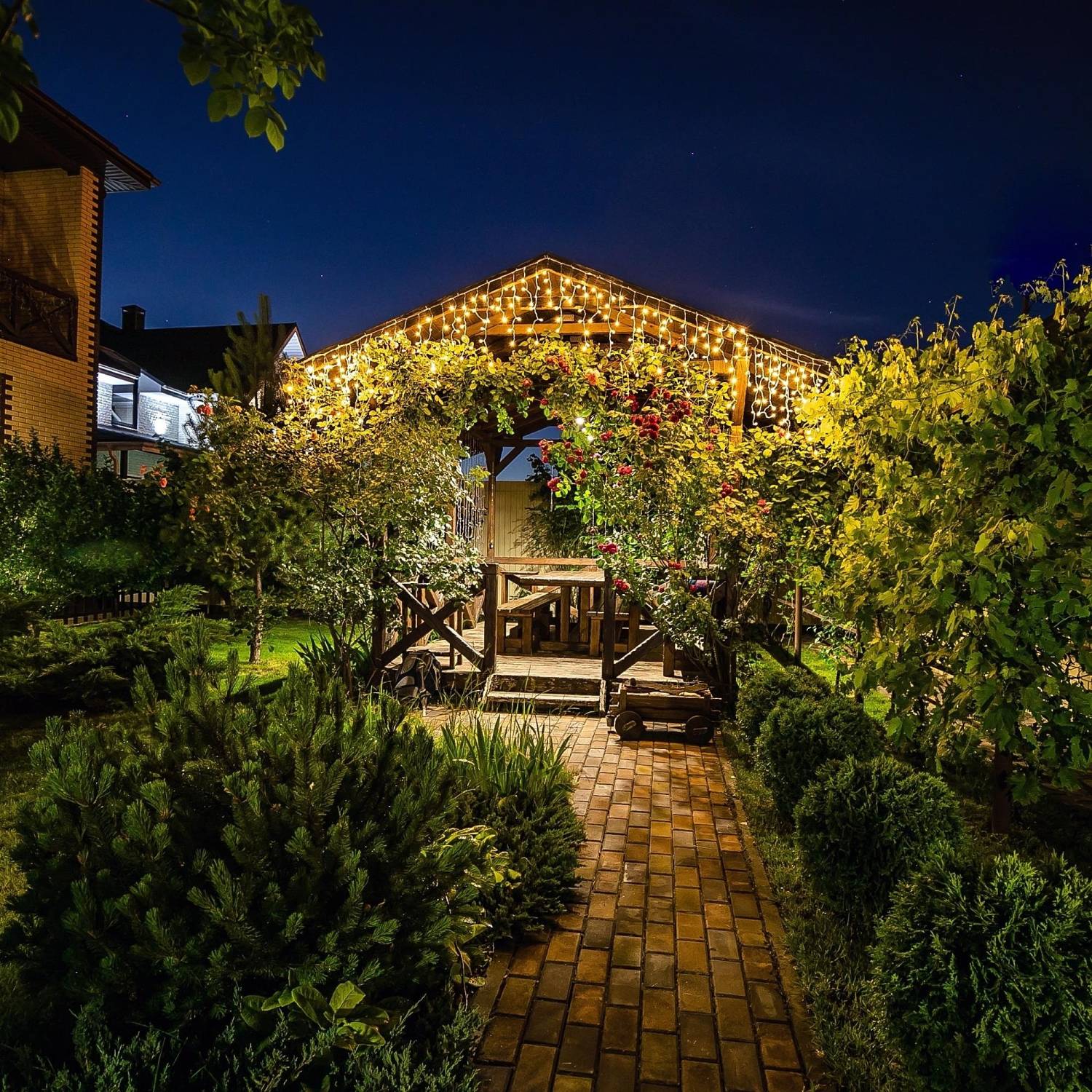 Бахрома светодиодная со статическим свечением, 6м Uniel ULD-B6007-200/STK WARM WHITE IP44