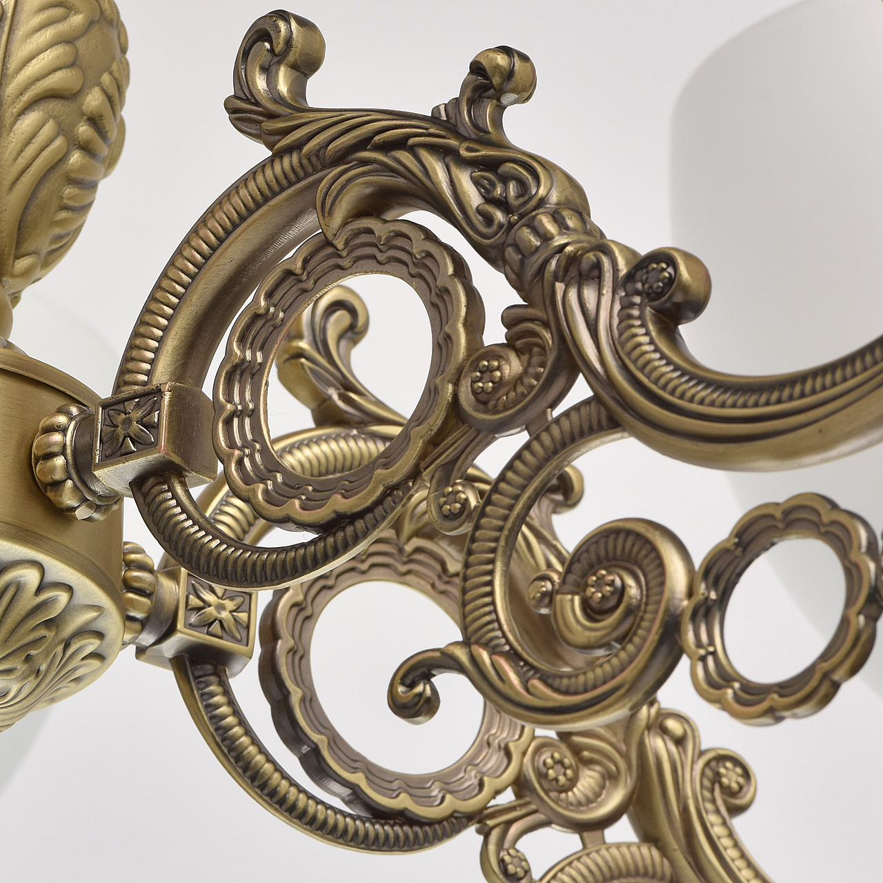 Подвесная люстра MW Light Ариадна 450016805