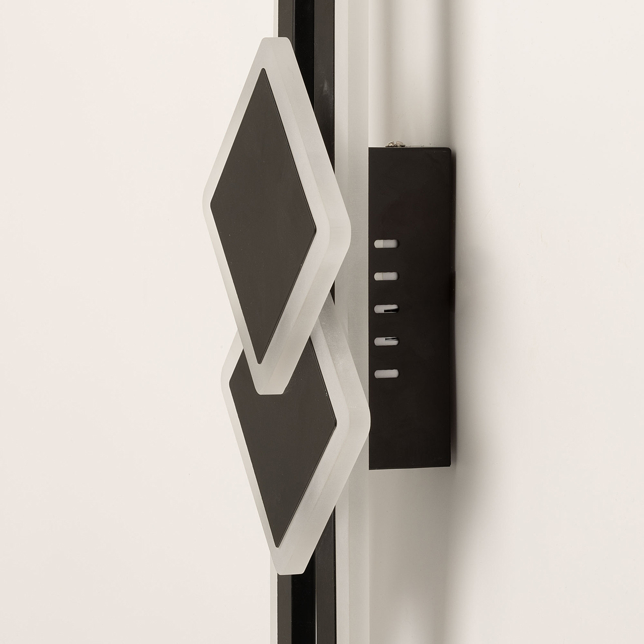 Настенный светильник De Markt Драйв 377024804