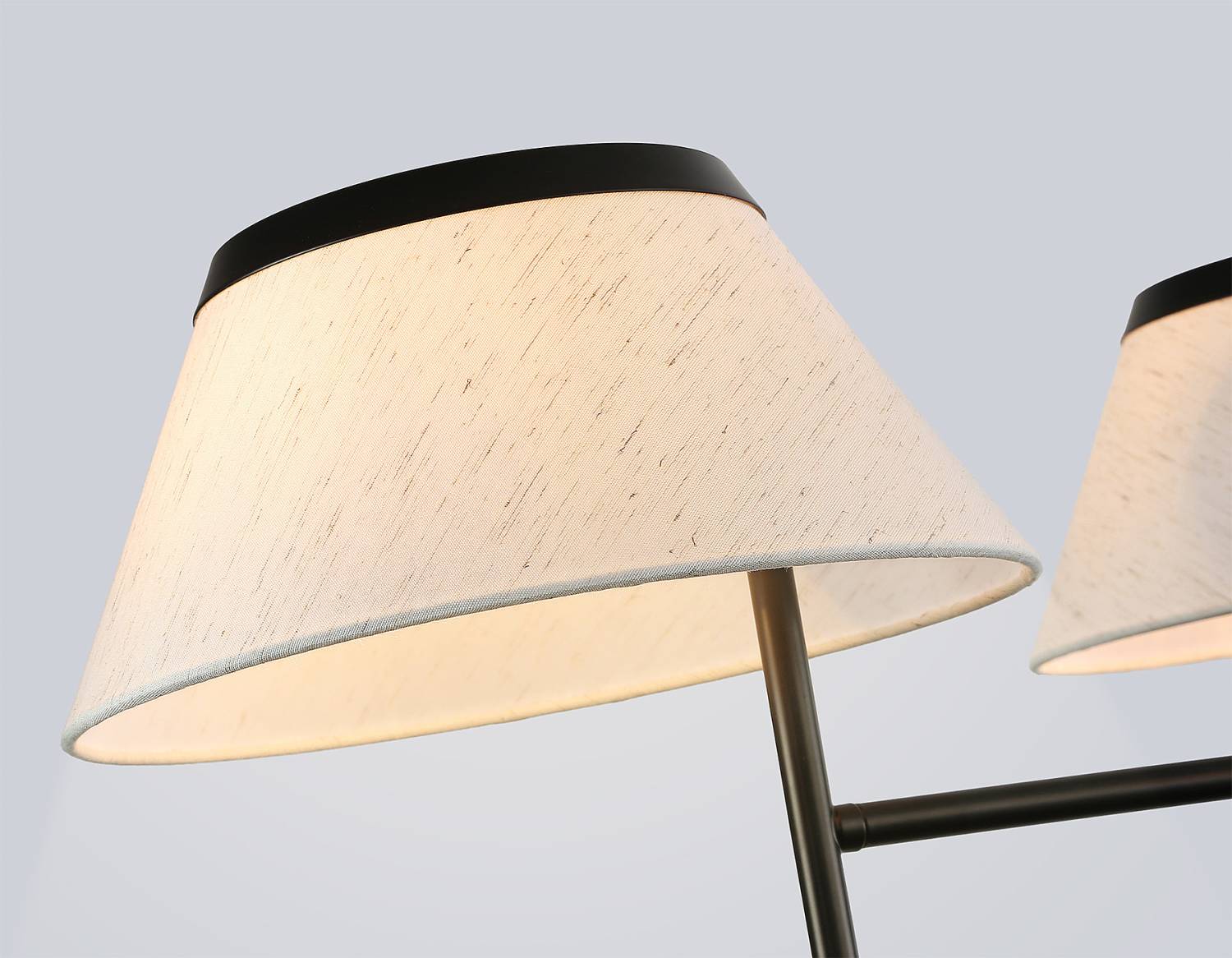 Подвесная люстра Ambrella CLASSIC LH72451