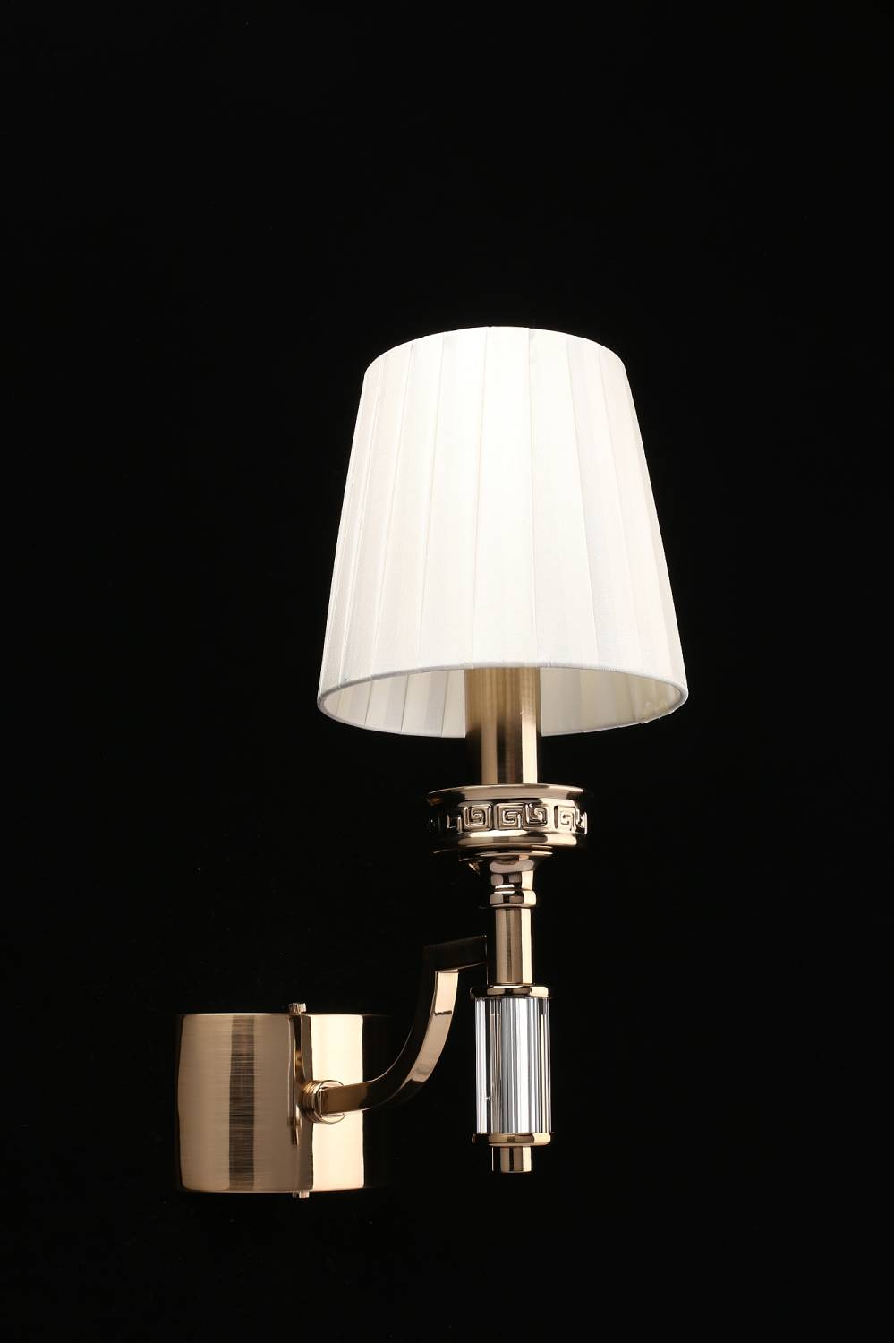 Настенное бра Aployt Patricia APL.716.11.01