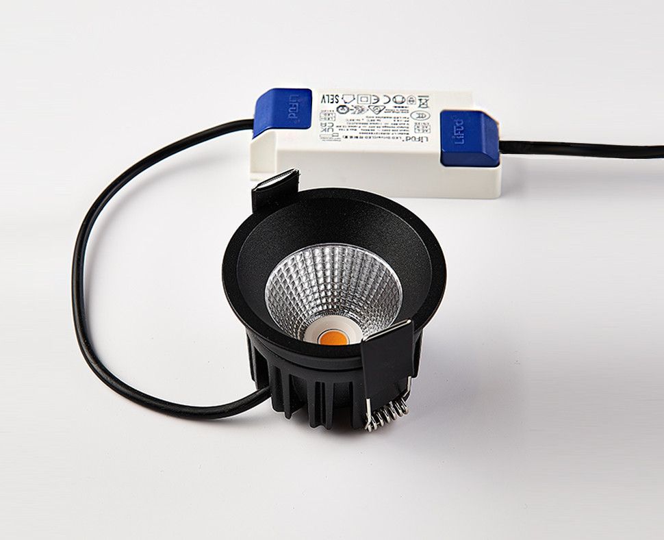 Встраиваемый светильник Italline IT08 IT08-8035 black 3000K