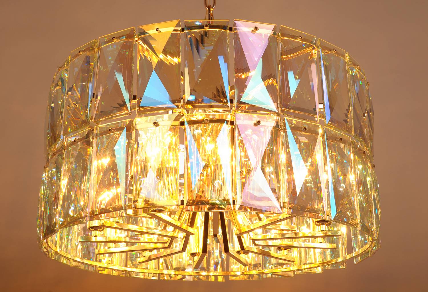 Подвесная люстра Abrasax Frieda L.9301-18GO