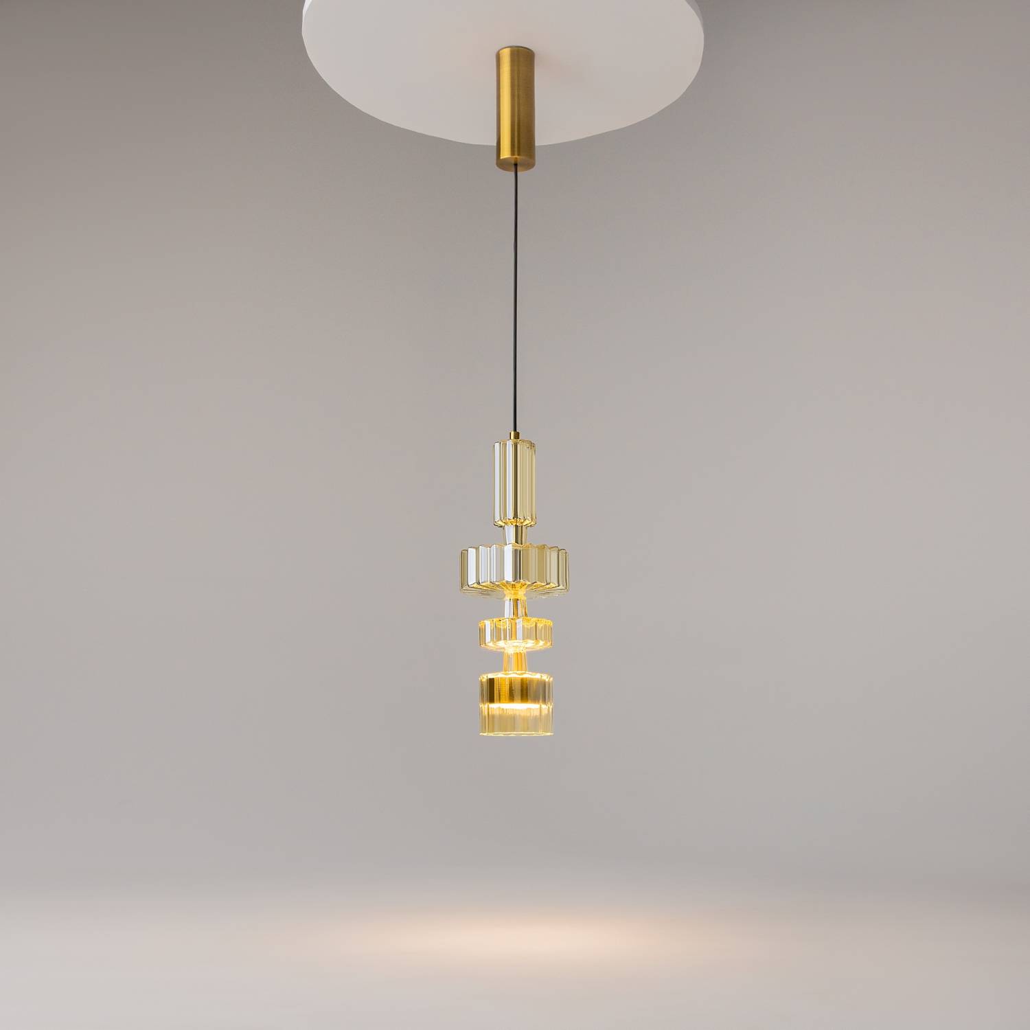 Светильник подвесной Maytoni Level MOD253PL-L18BS3K3