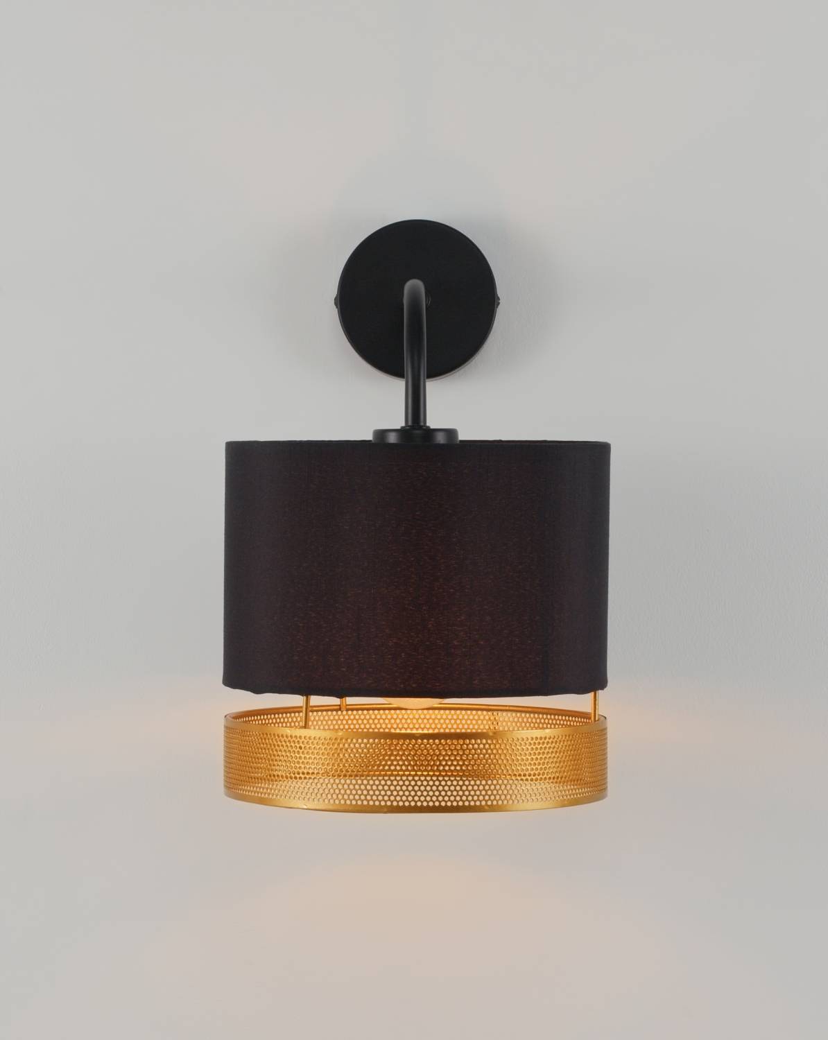 Настенное бра Moderli Gela V10631-1W