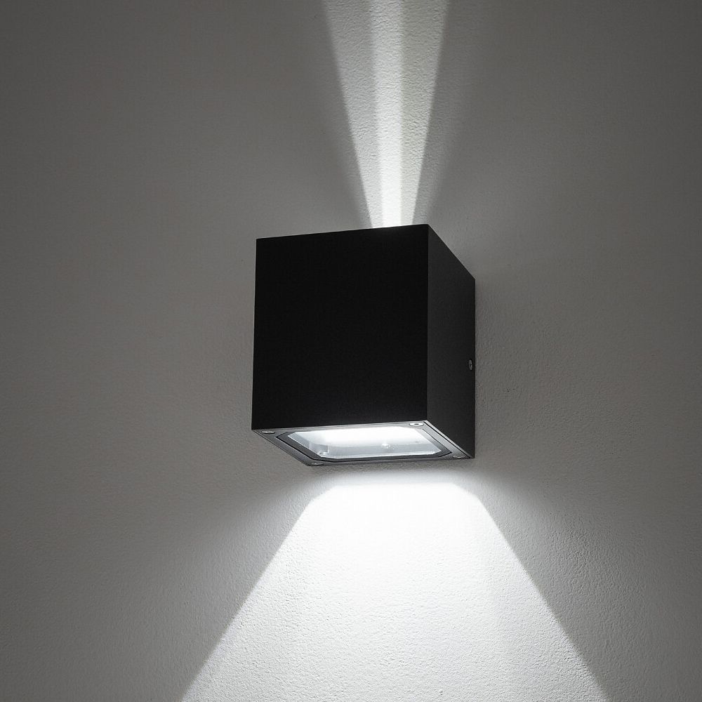 Уличный настенный светильник Nowodvorski Khumbu 4443