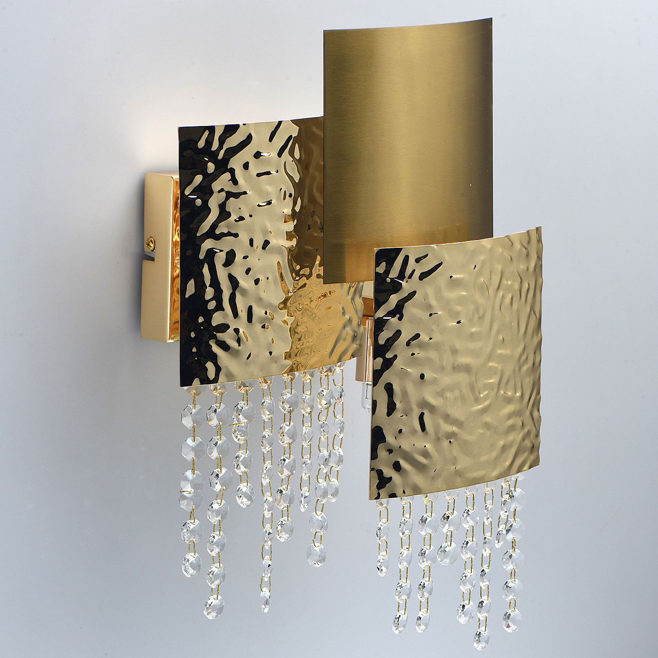 Настенное бра Chiaro Кармен 394022303