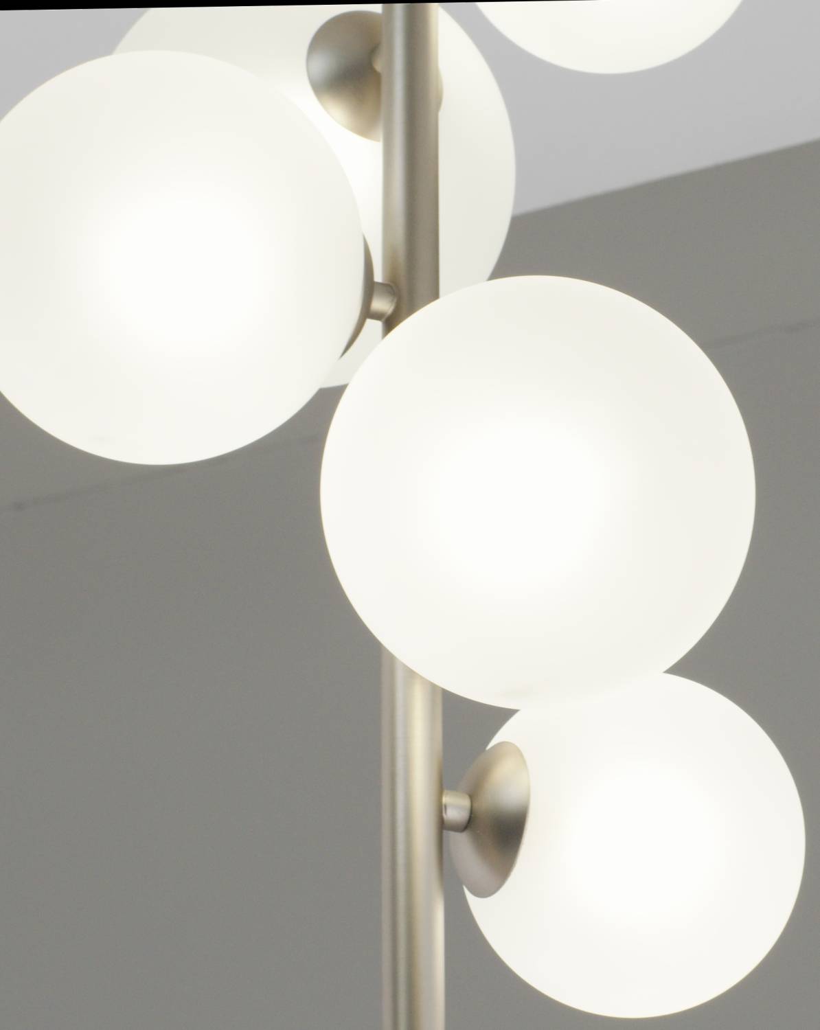 Люстра на штанге Moderli Molly V11466-5P