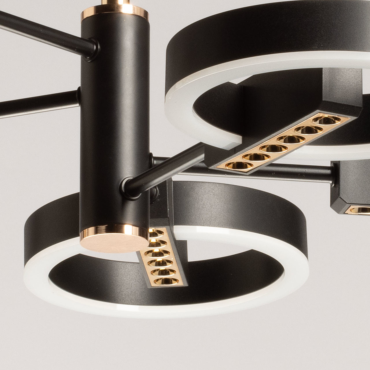 Потолочная люстра De Markt Драйв 377013905