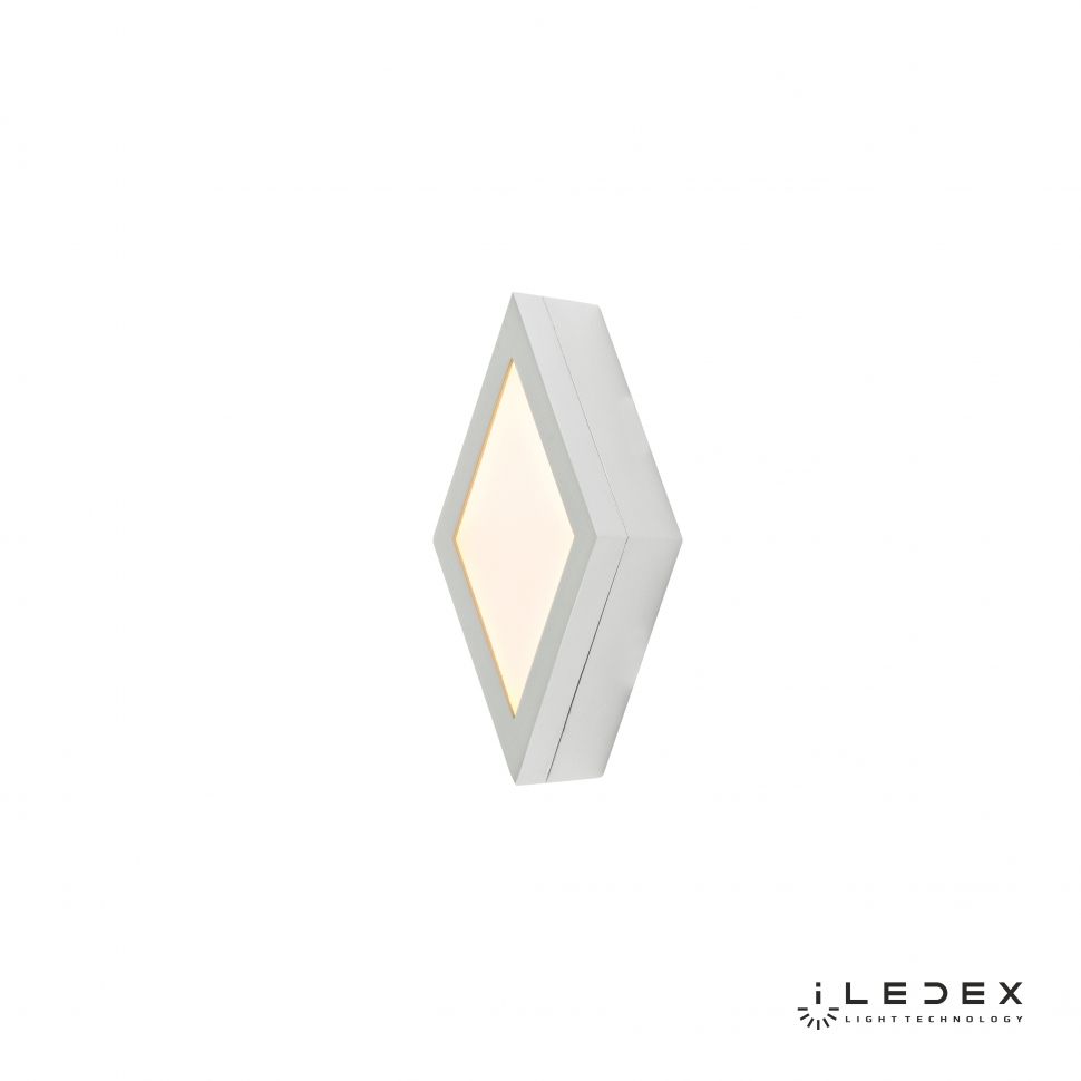 Настенный светильник ILedex Creator X068204 4W 3000K WH