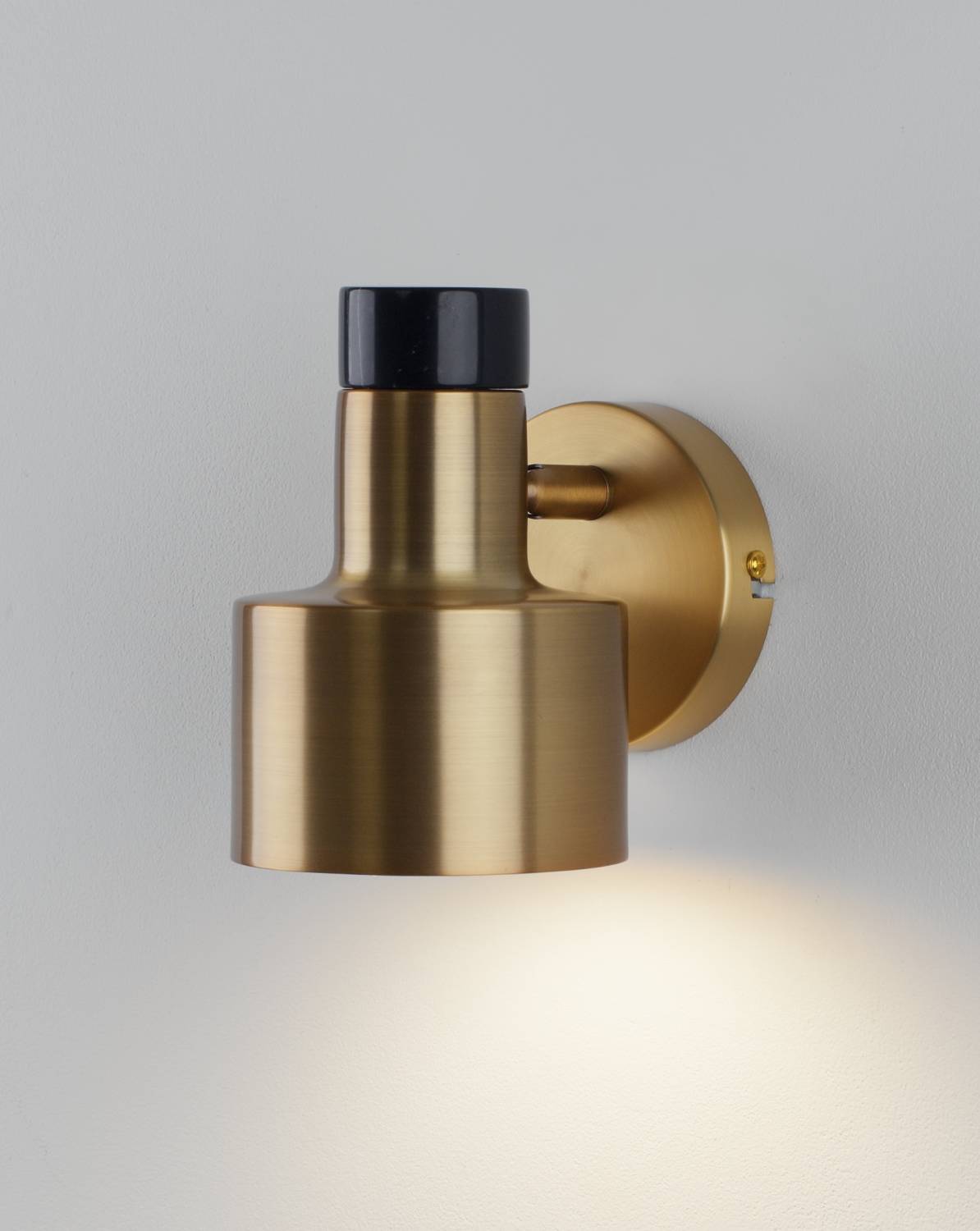 Настенный светильник Moderli Goldy V11313-1W