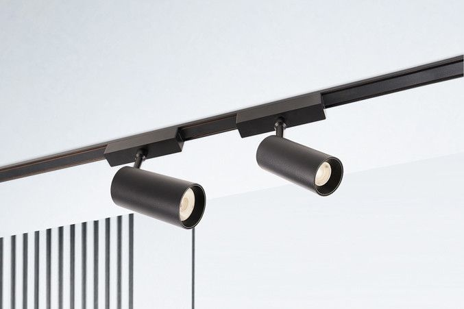 Трековый светильник Italline IT09-9018 black 3000K