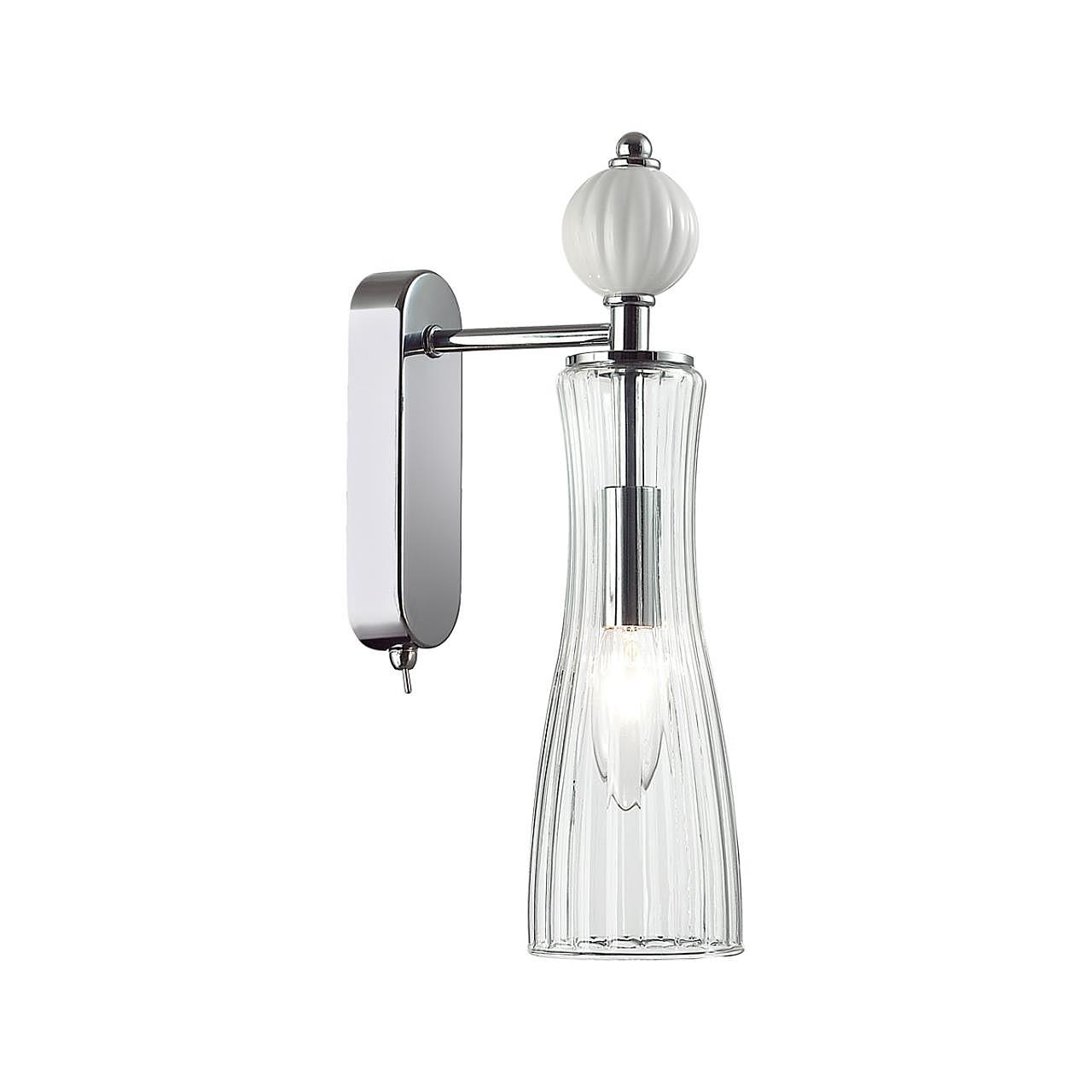 Настенное бра Lumion Emily 8268/1W