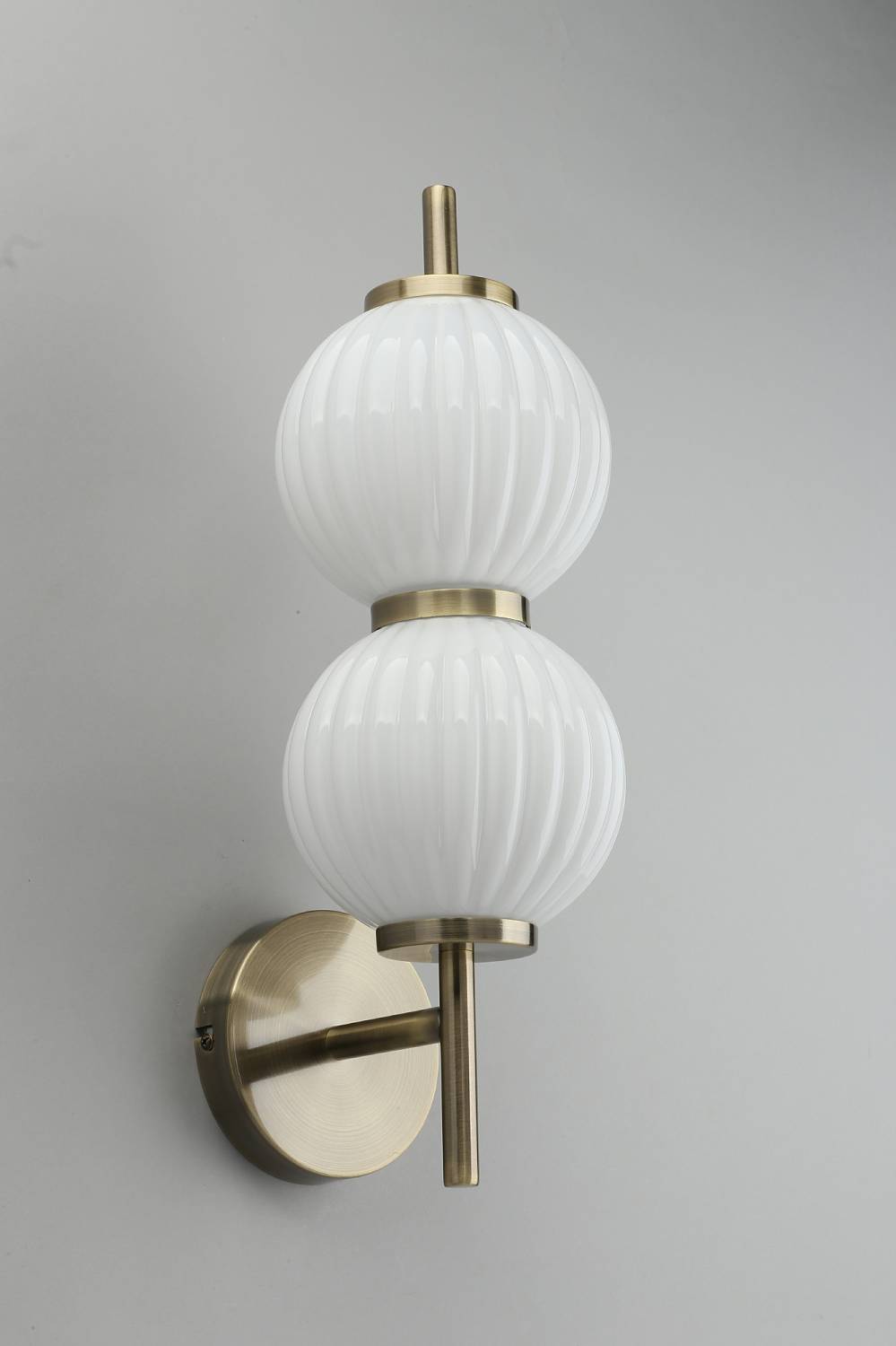 Настенное бра Aployt Zhizel APL.608.01.02