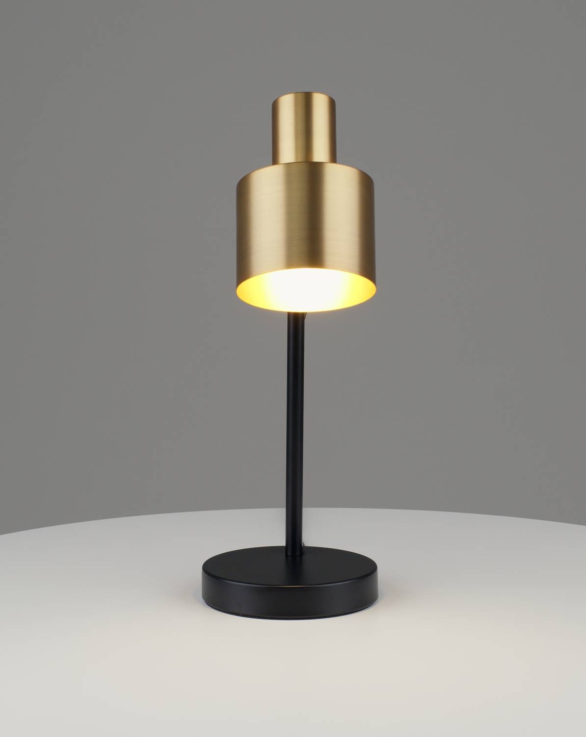 Настольная лампа Moderli Artis V11266-1T