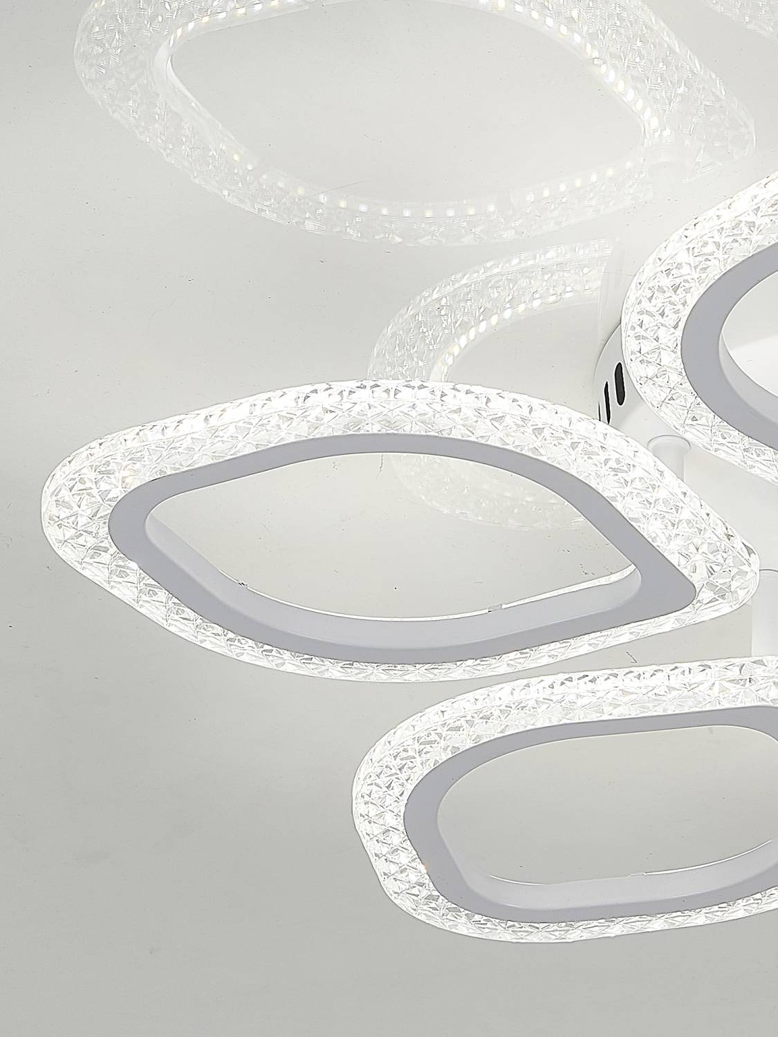 Потолочная люстра Natali Kovaltseva Simply LED LAMPS 81408