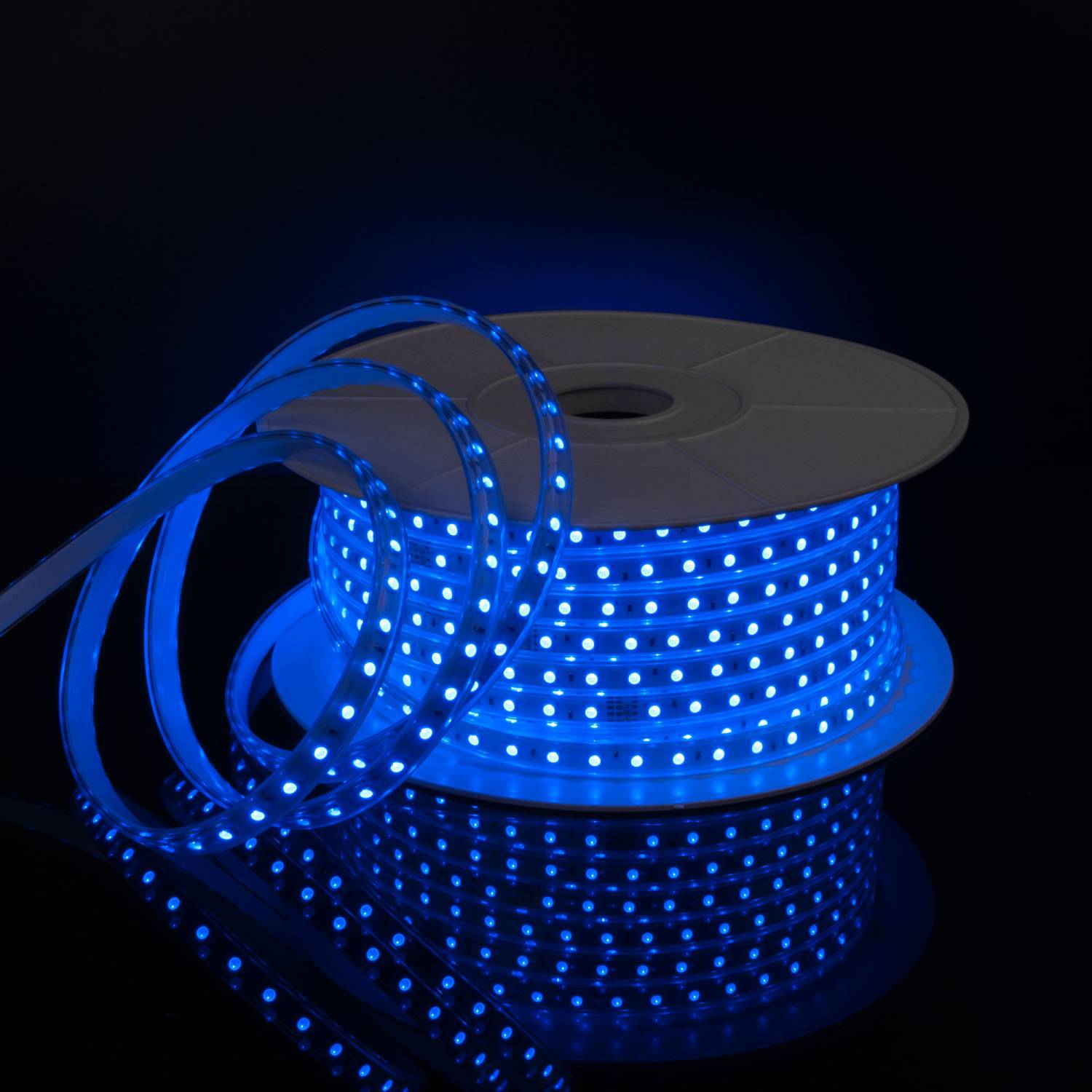 LED лента Elektrostandard LS002 220V RGB Лента светодиодная 220V 11W 60Led 5050 IP65 мульти, 50 м (LS002 220V RGB) a053641