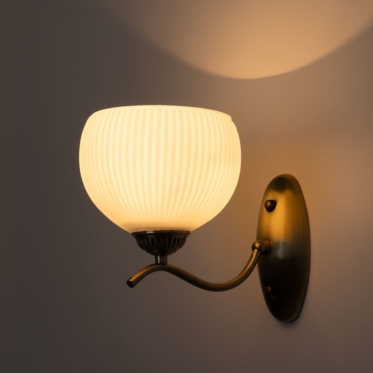 Настенное бра MW Light Фелиция 347029901