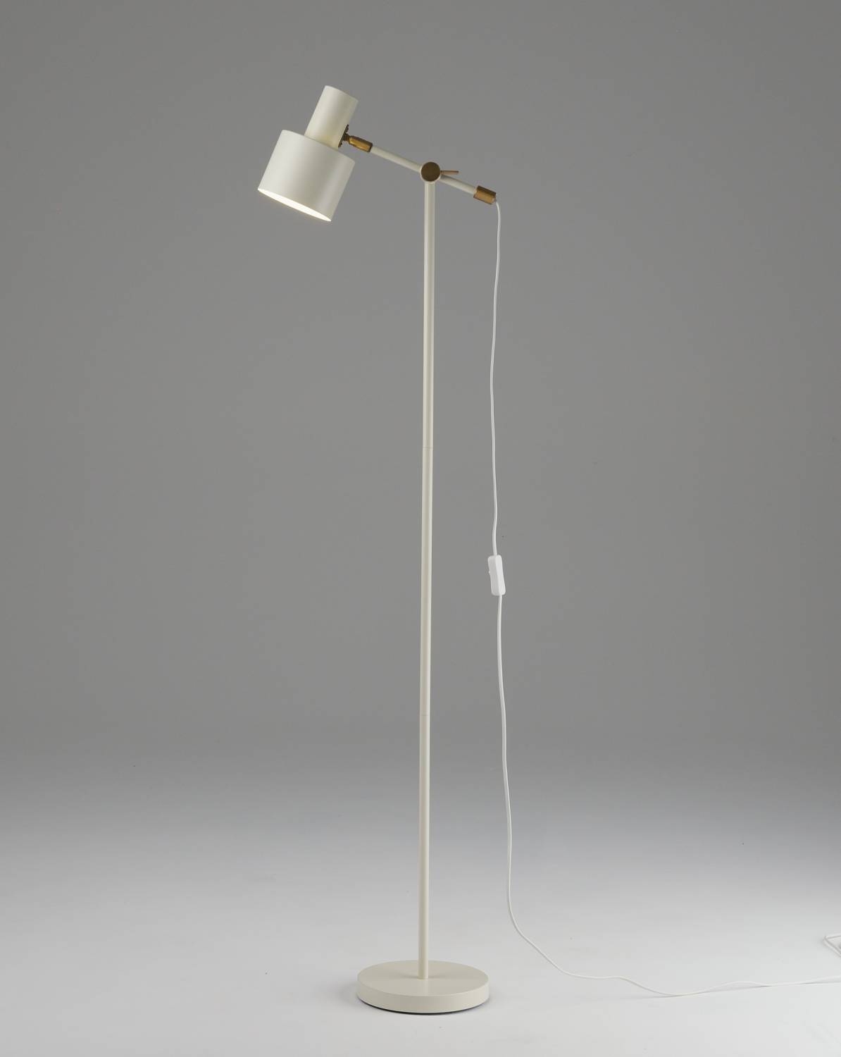 Торшер Moderli Artis V11268-1F