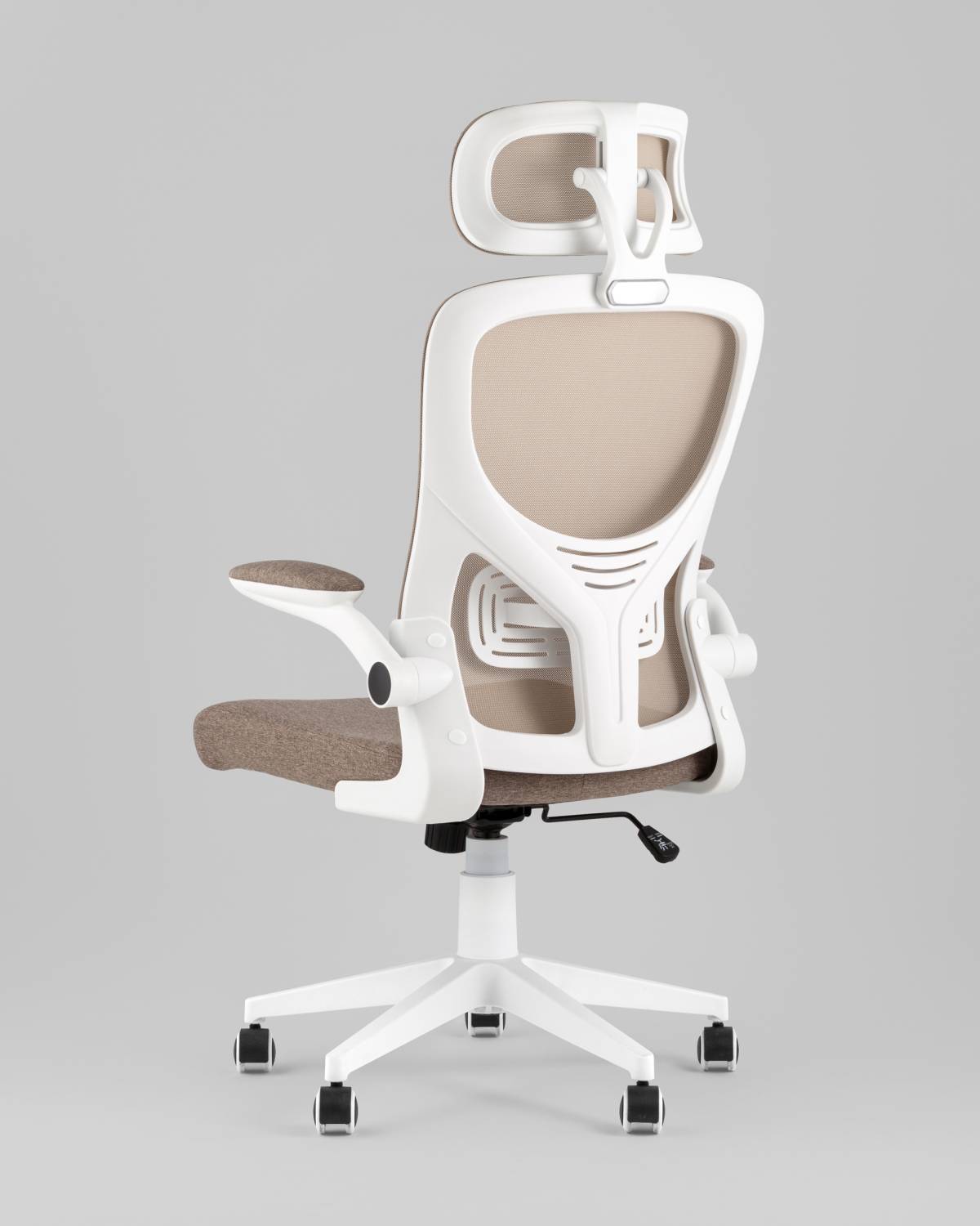 Кресло офисное Stool Group Airone D-516-1 beige