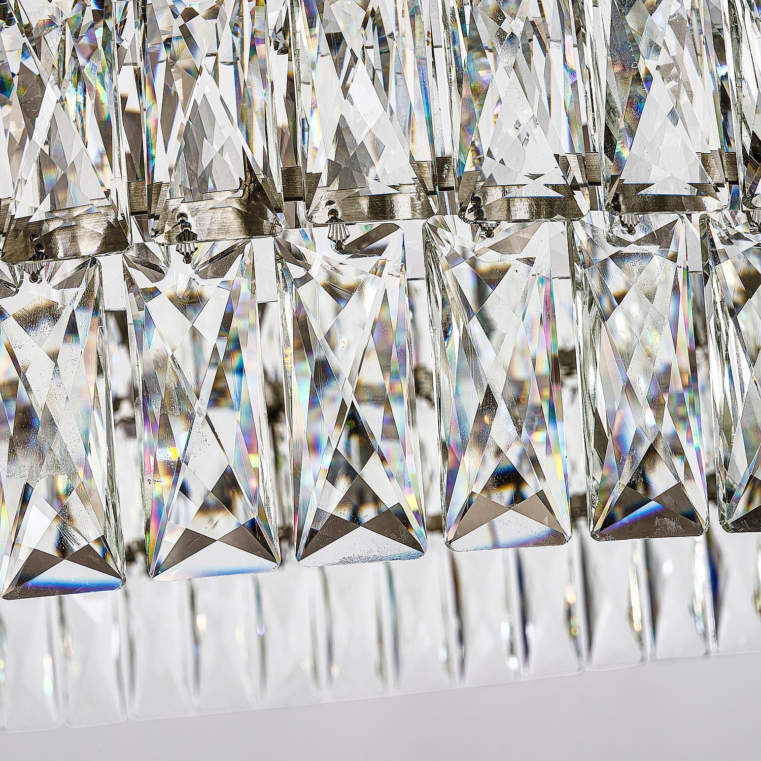 Подвесная люстра Favourite Magnitudo 4715-16P