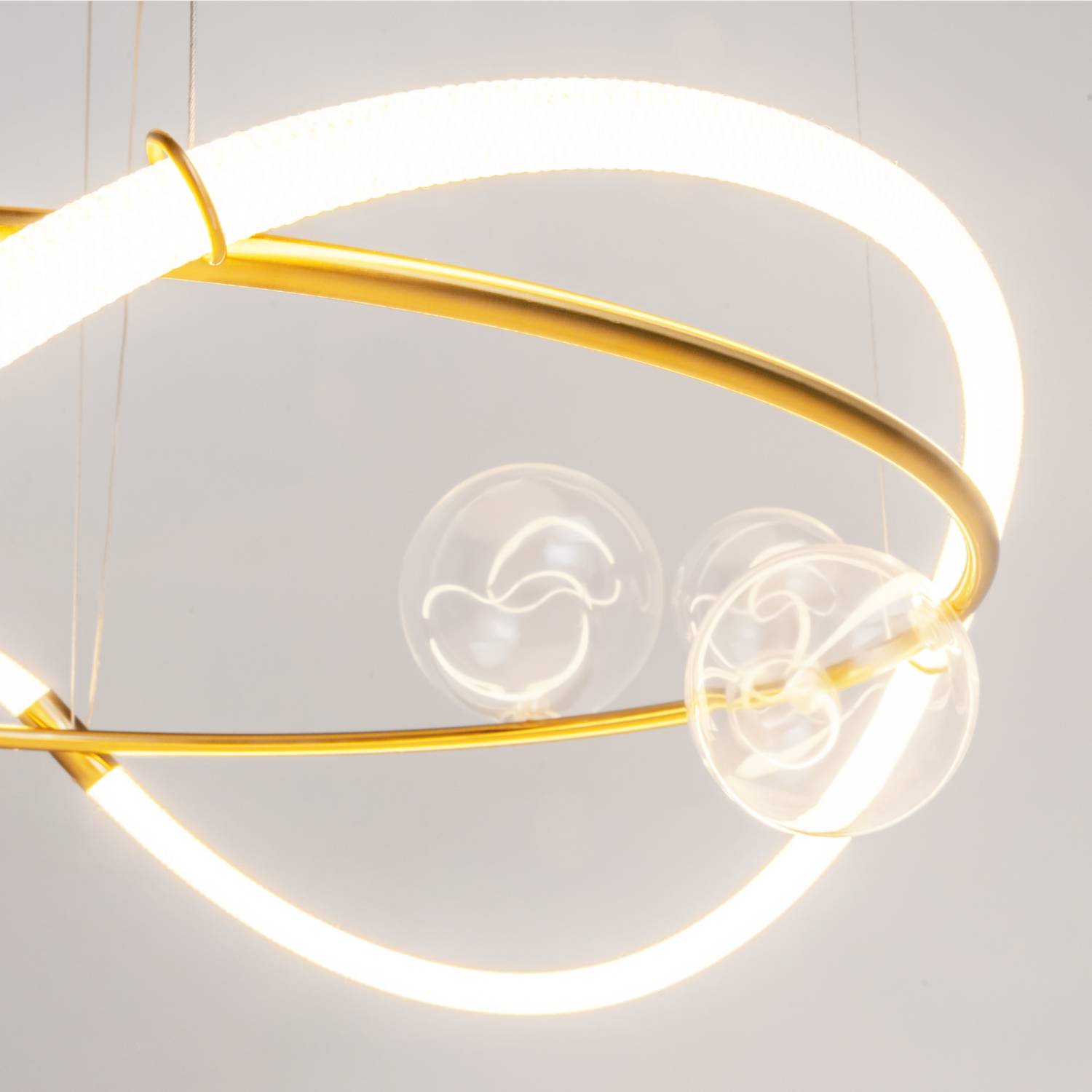 Подвесная люстра Maytoni Oasis MOD289PL-L44BS3K