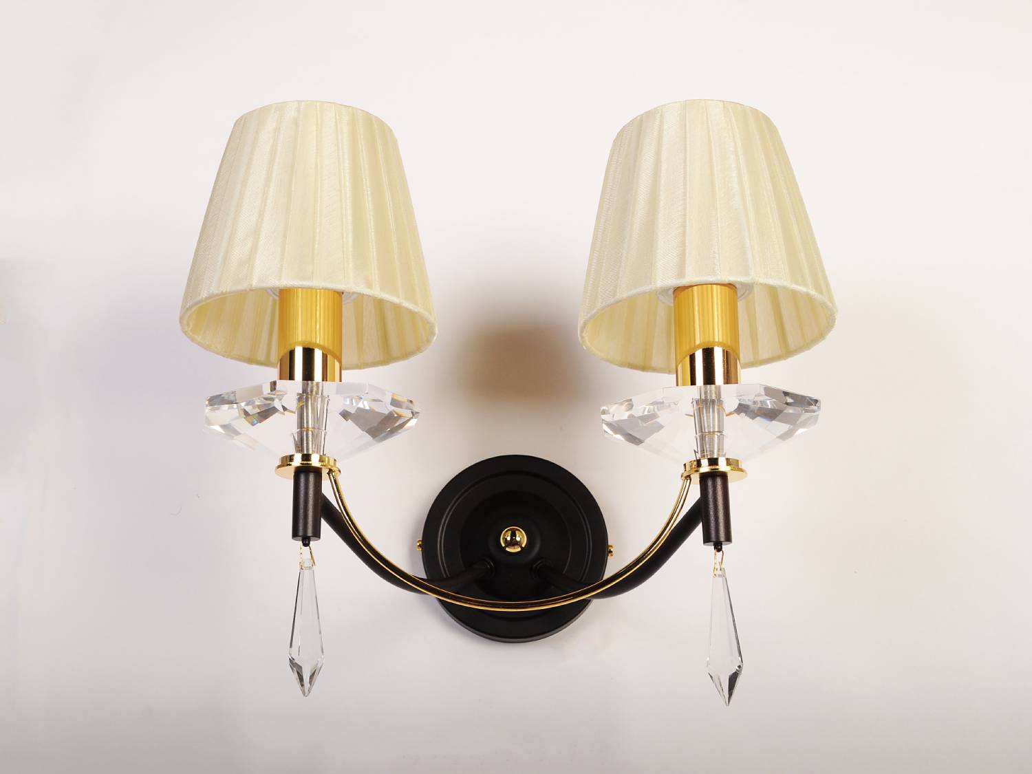 Настенное бра Doge Luce 173AP2FV-904